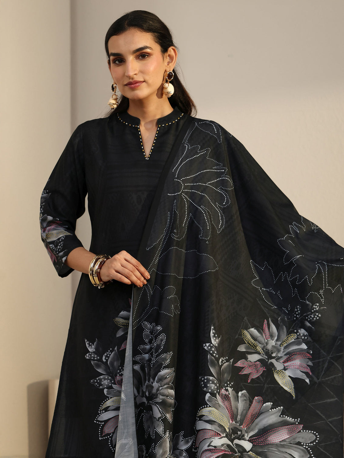 Mameraa Black Floral Printed Muslin Straight Suit Set
