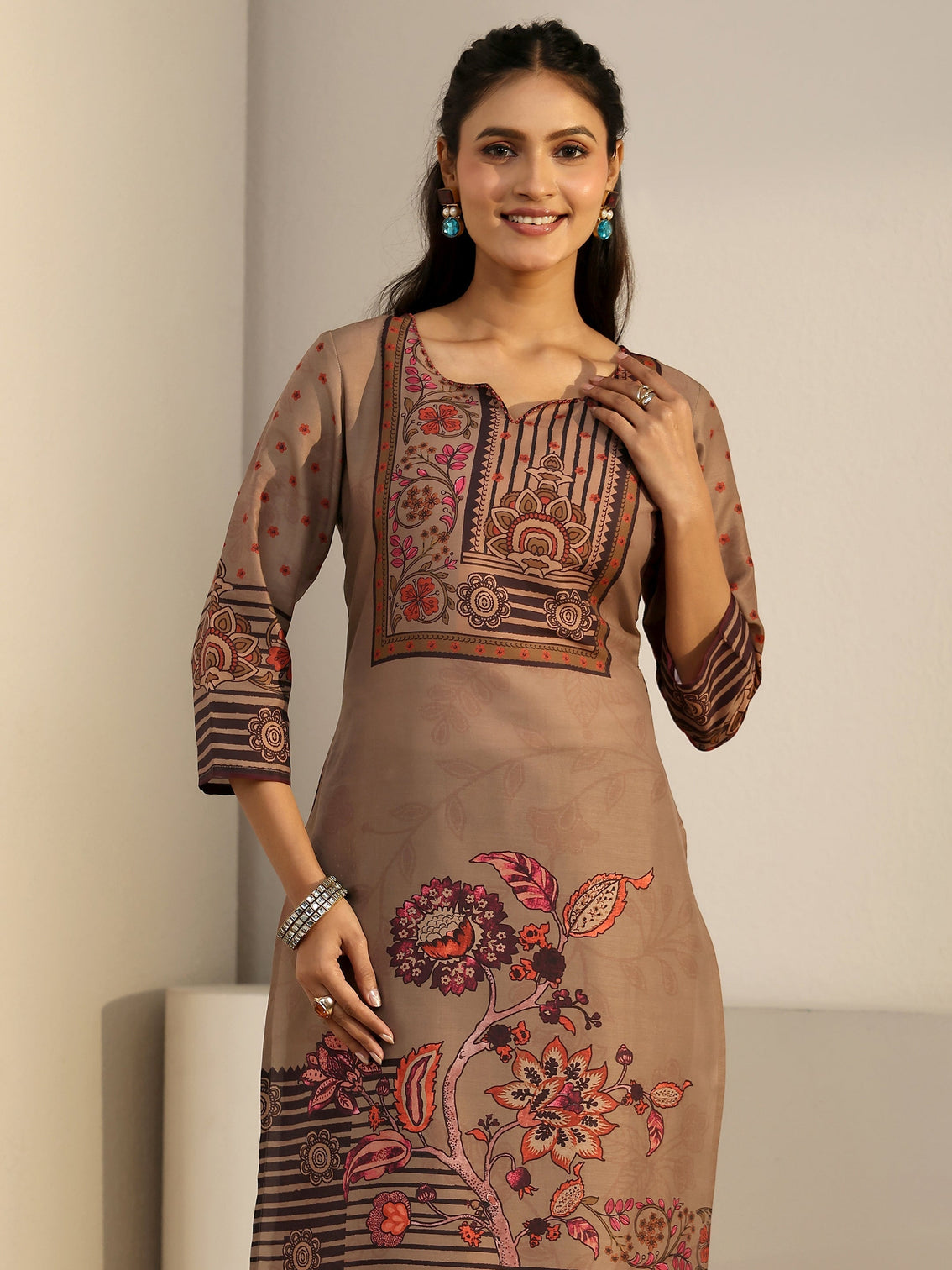 Mameraa Brown Floral Printed Muslin Straight Suit Set