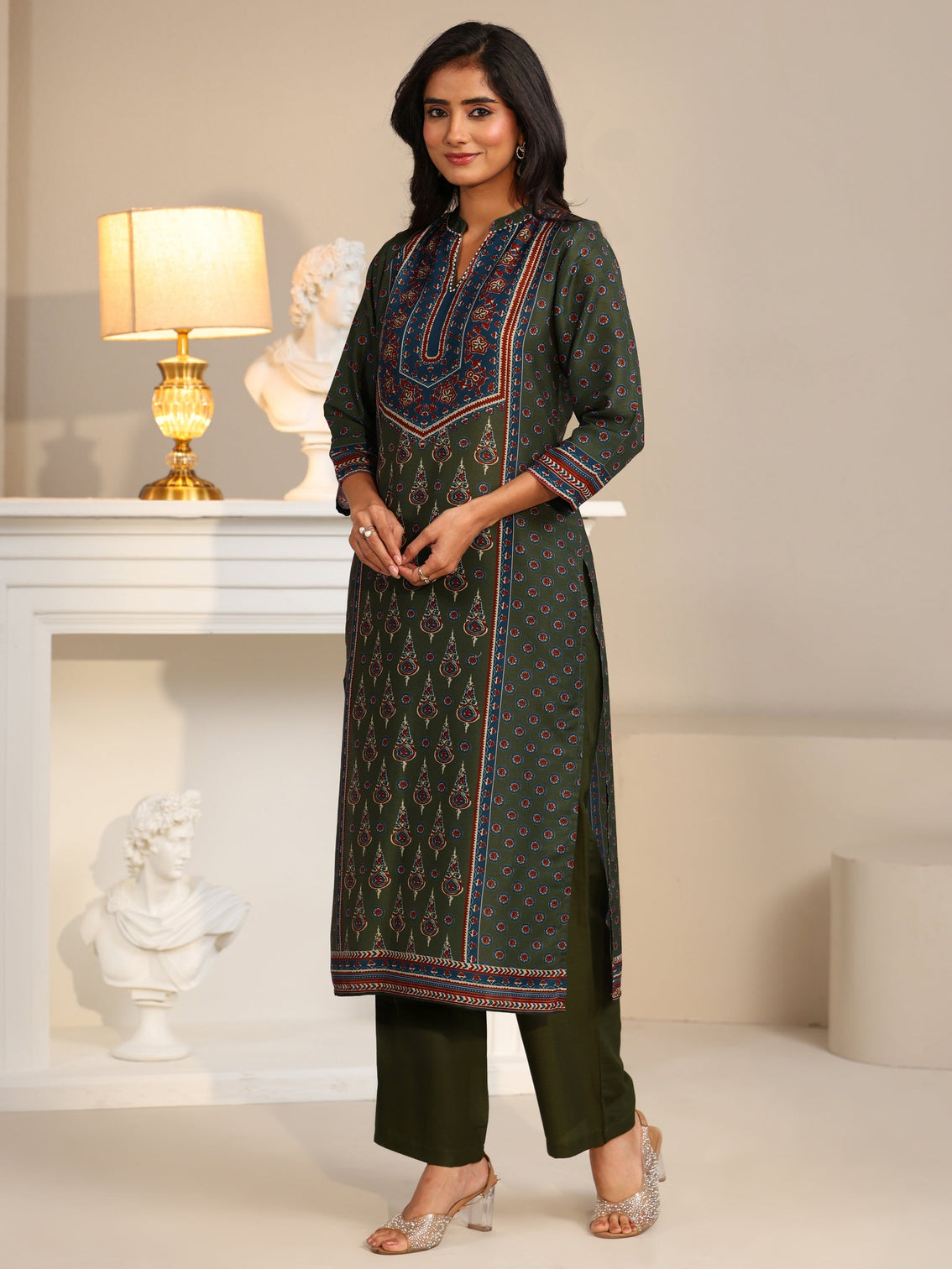 Mameraa Olive Green Printed Muslin Straight Suit Set