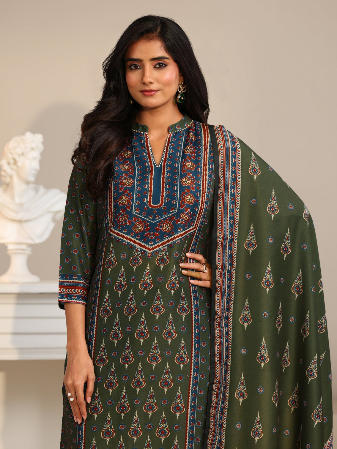 Mameraa Olive Green Printed Muslin Straight Suit Set