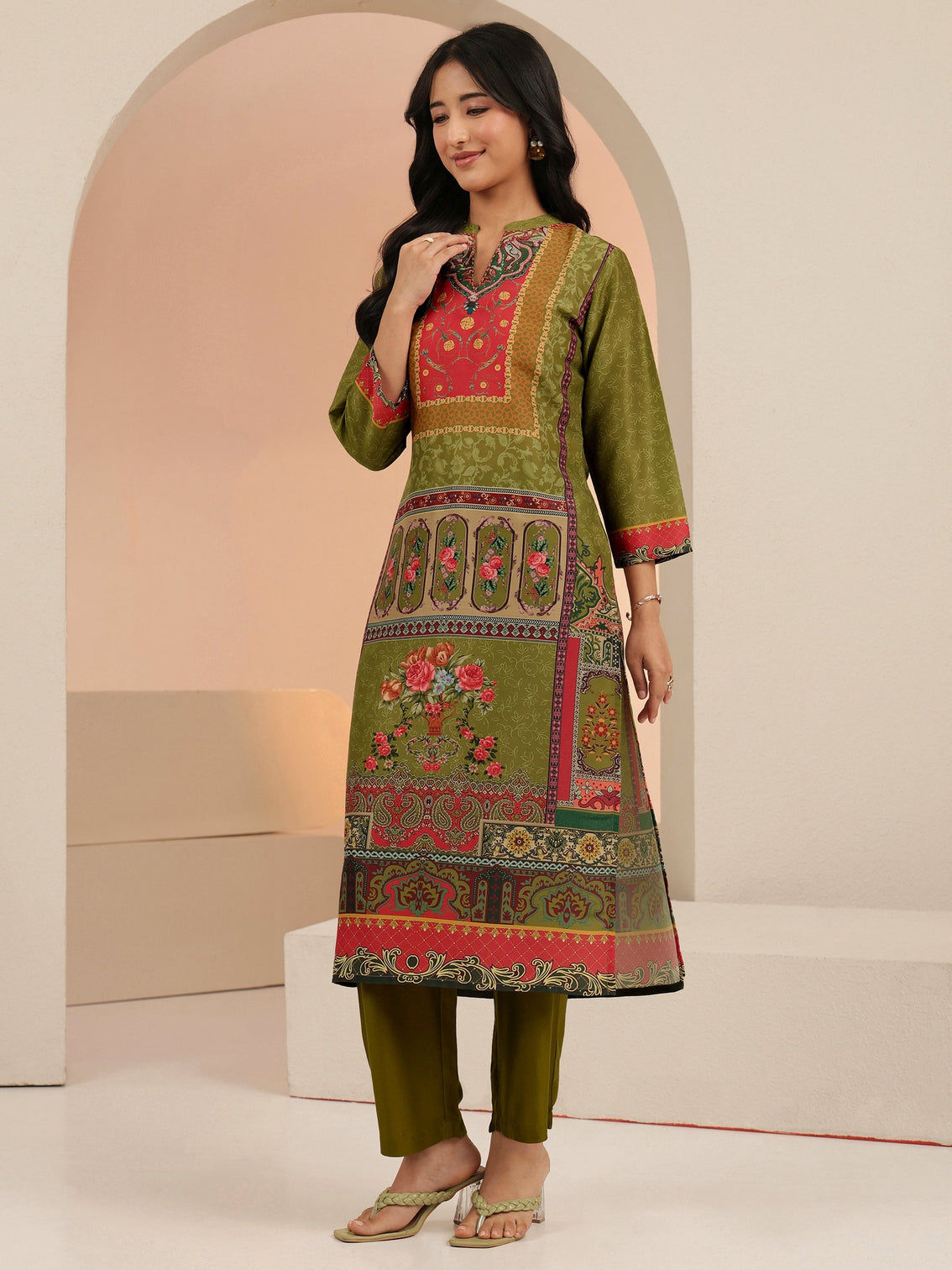 Mameraa Green Floral Printed Silk Blend Straight Suit Set