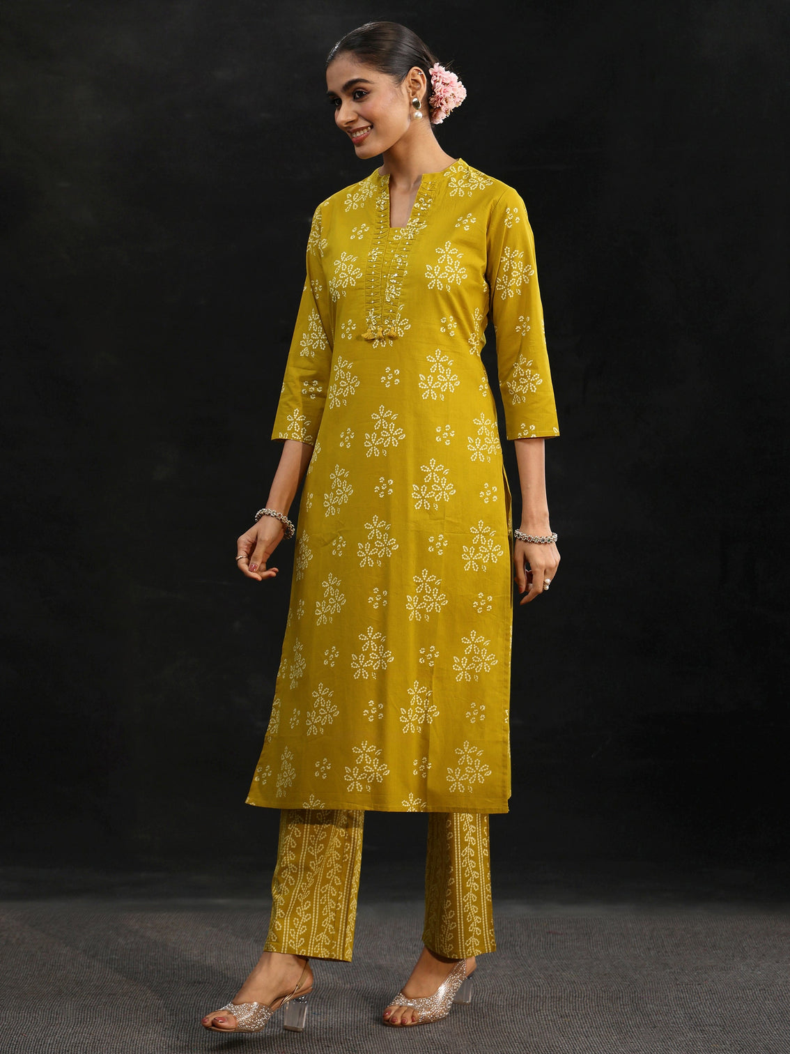 Mameraa Mustard Bandhani Cotton Straight Suit Set