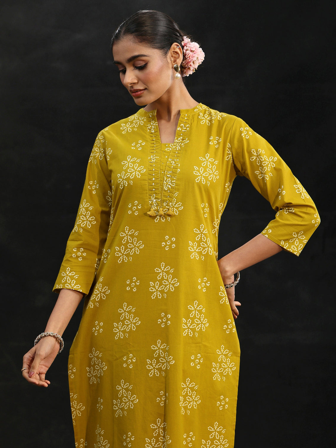 Mameraa Mustard Bandhani Cotton Straight Suit Set