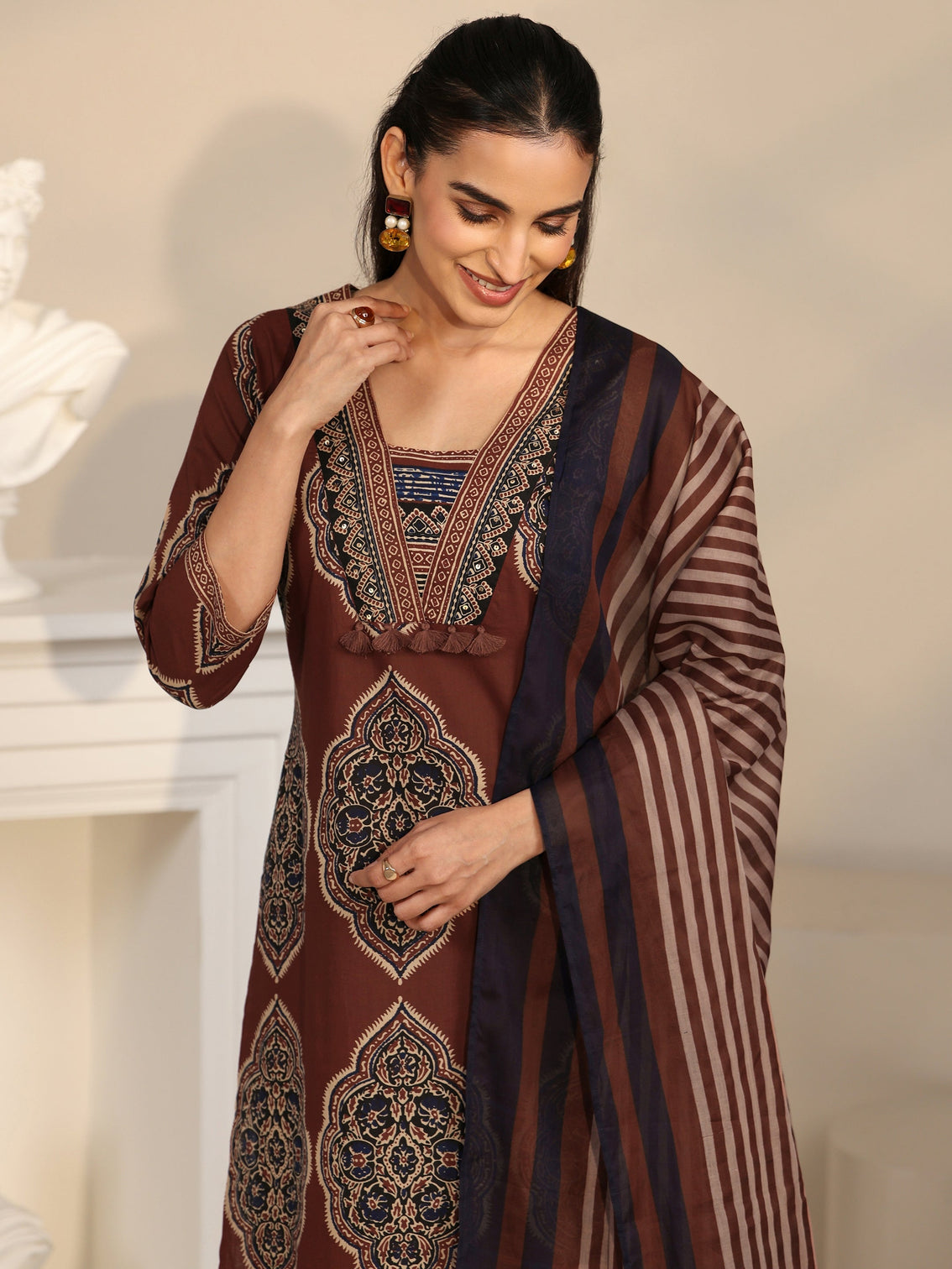 Mameraa Maroon Red Printed Cotton Straight Suit Set with Tassel Yoke
