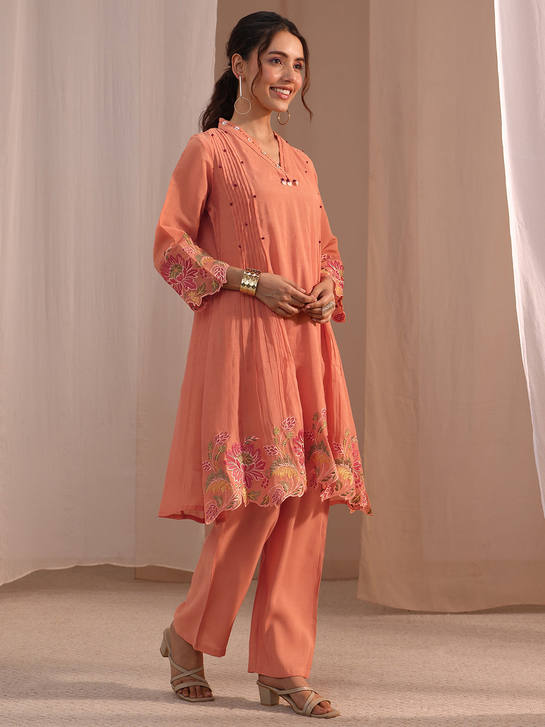 Mameraa Peach Floral Embroidered Chanderi Cotton Co-Ord Set