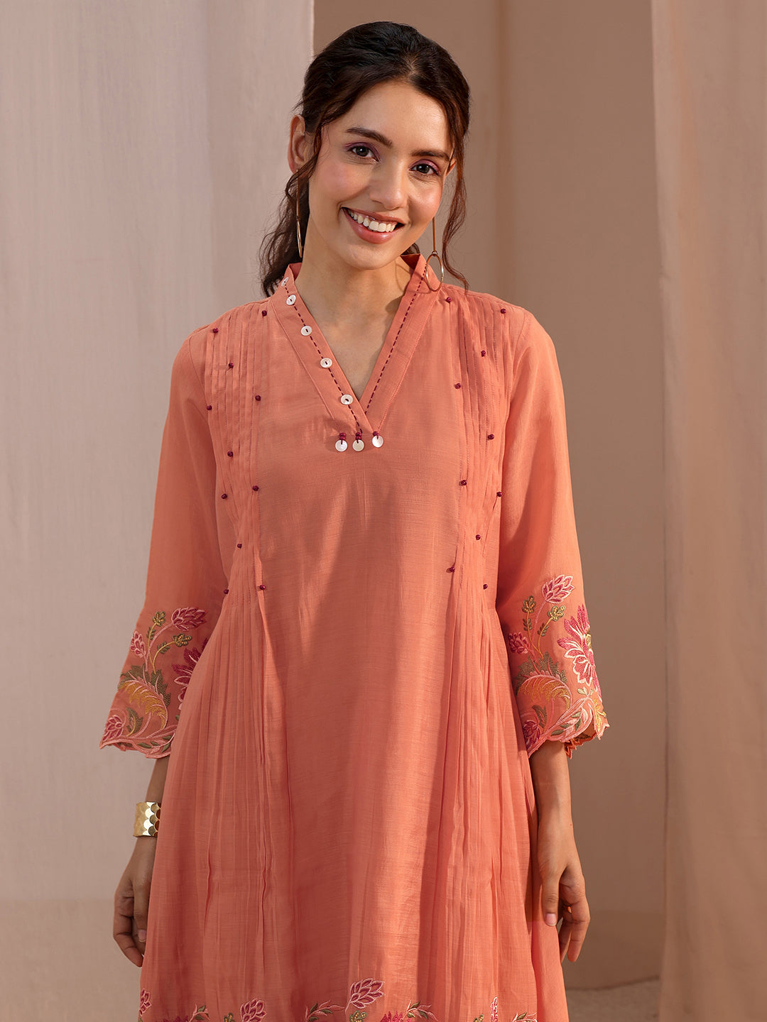 Mameraa Peach Floral Embroidered Chanderi Cotton Co-Ord Set