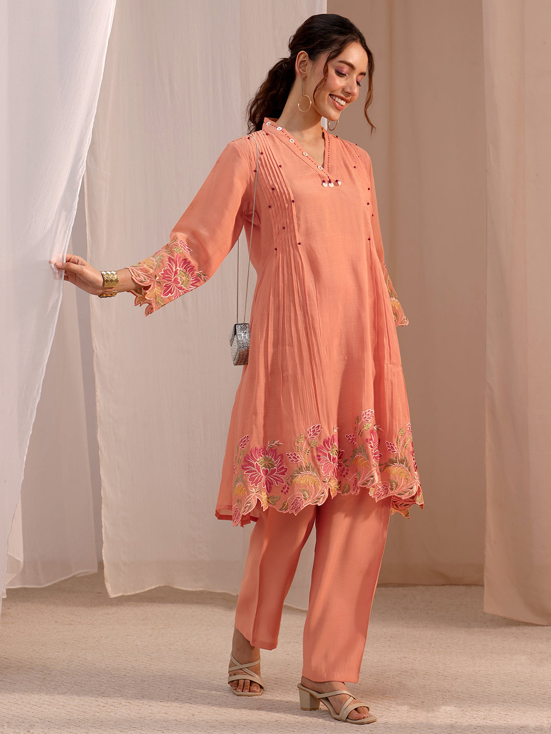 Mameraa Peach Floral Embroidered Chanderi Cotton Co-Ord Set