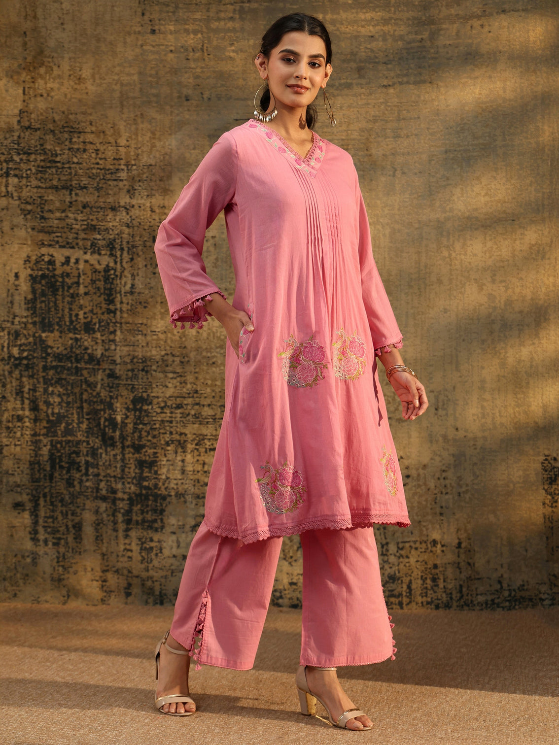 Mameraa Bubblegum Pink Floral Embroidered Cotton A line Kurta Set