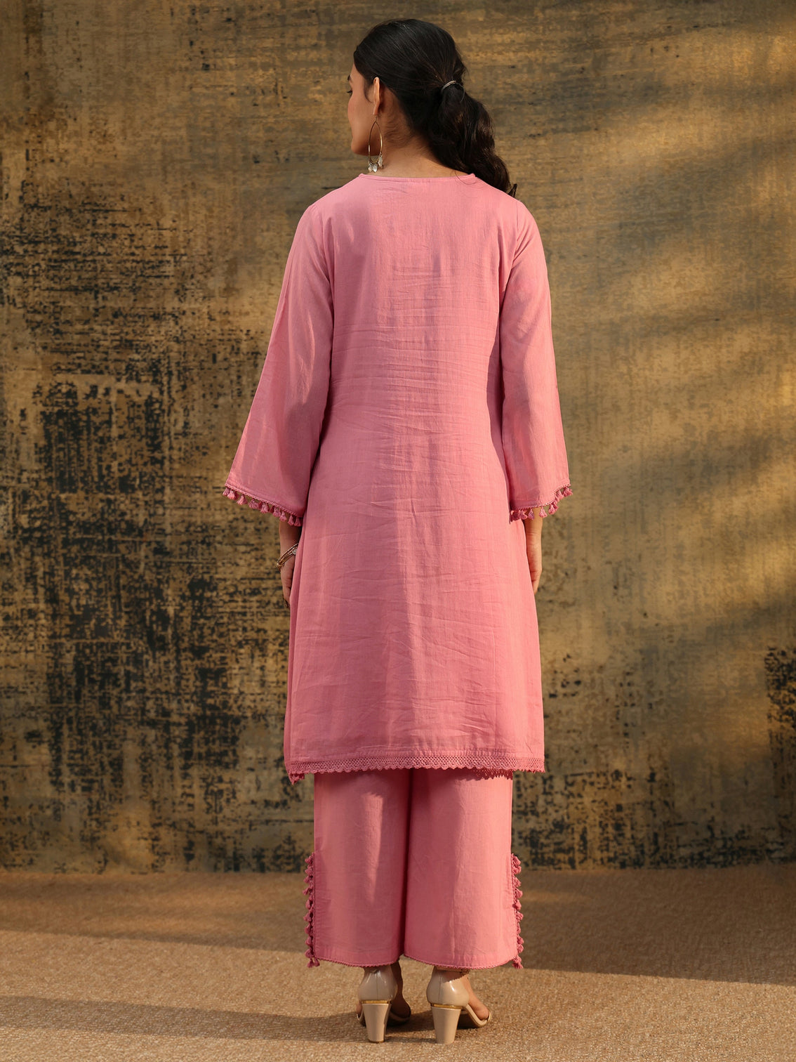 Mameraa Bubblegum Pink Floral Embroidered Cotton A line Kurta Set