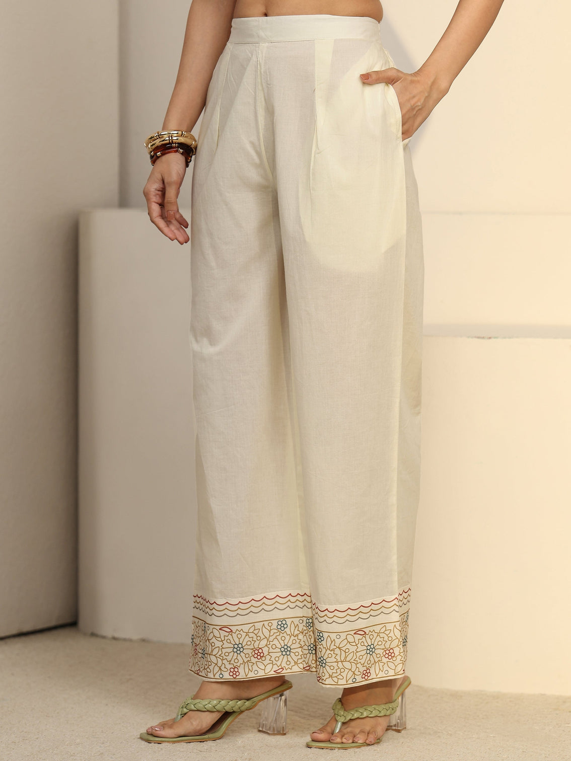 Mameraa Off White Floral Printed Linen Co-Ord Set