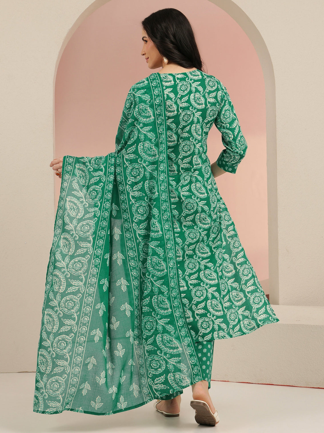 Mameraa Emerald Green Printed Cotton Straight Suit Set
