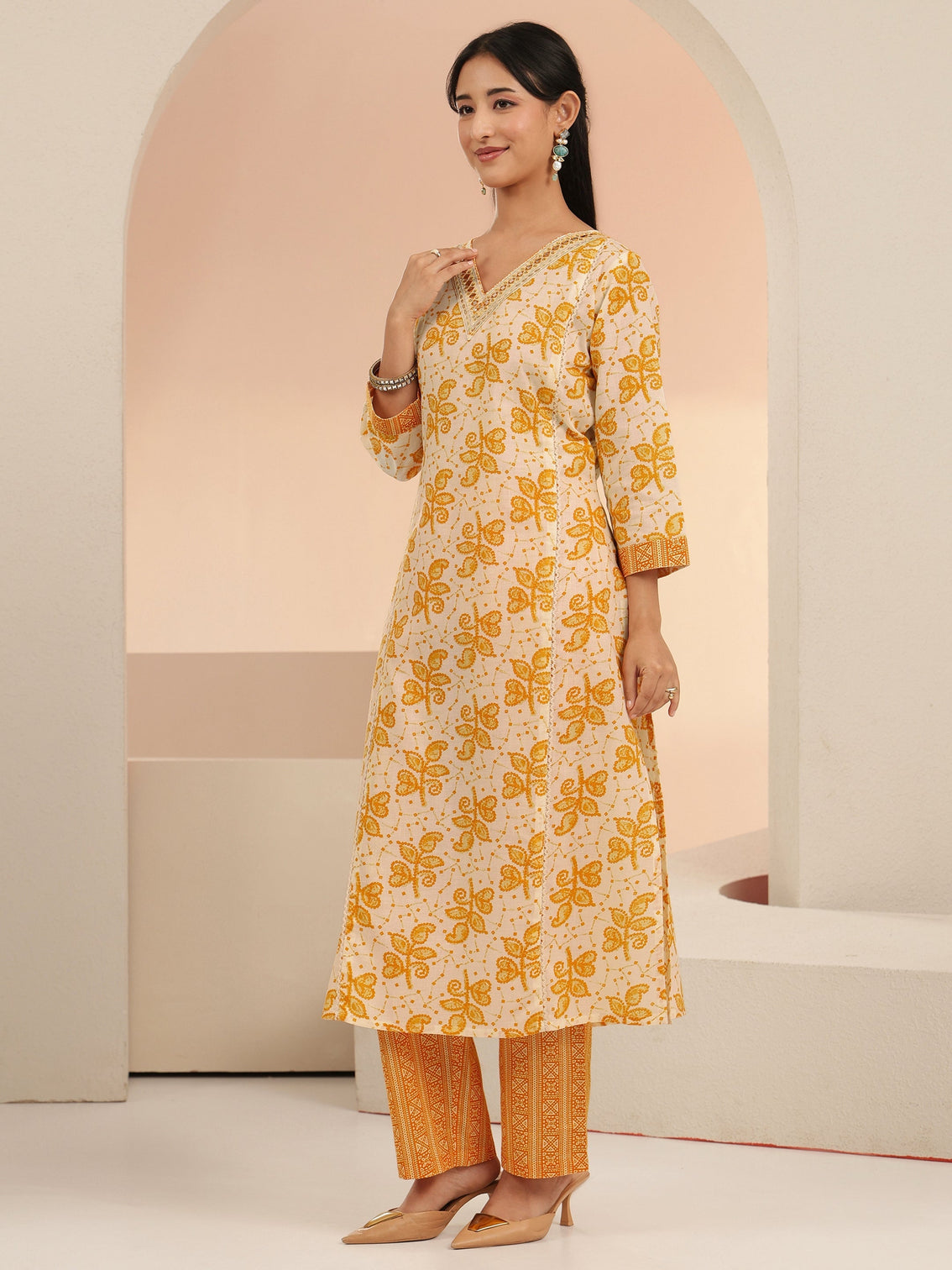 Mameraa Off White Floral Printed Cotton Straight Suit Set