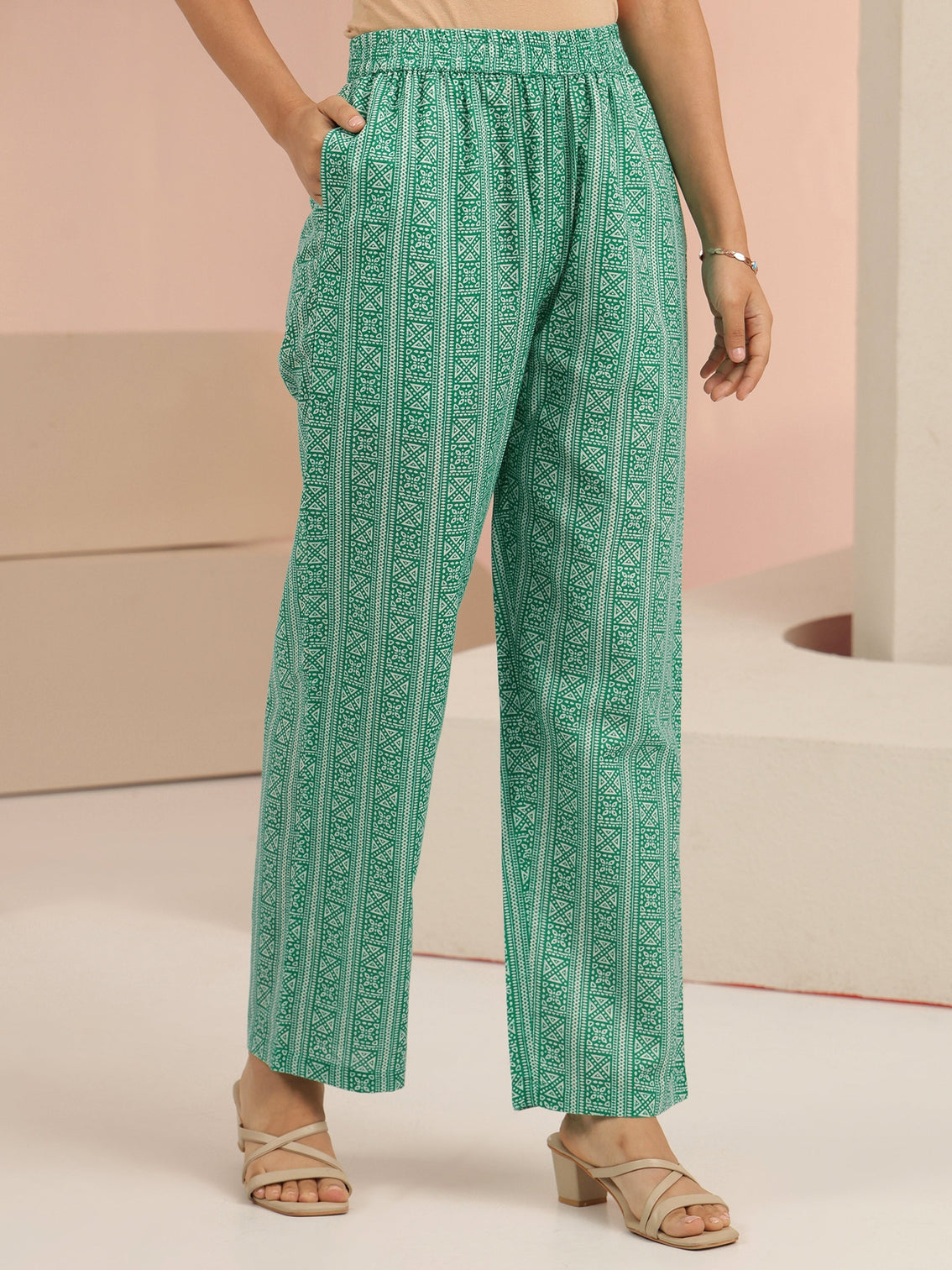 Mameraa Off White Floral Printed Cotton Straight Suit Set