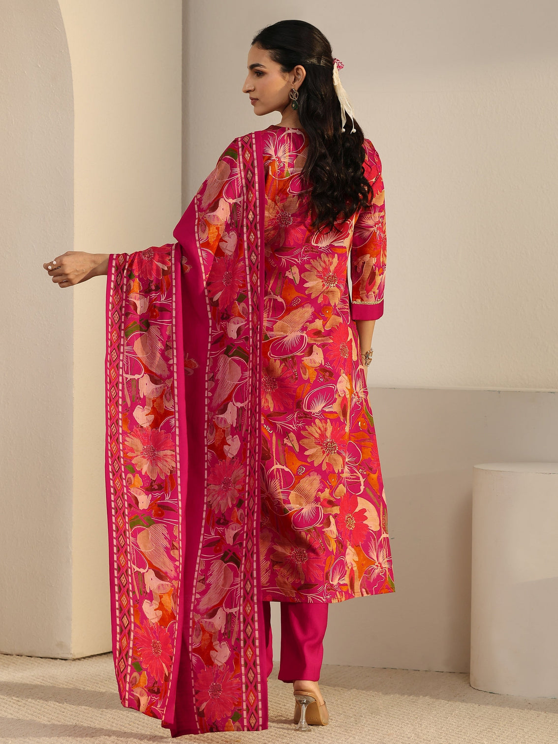Mameraa Pink Floral Printed Cotton Blend Straight Suit Set