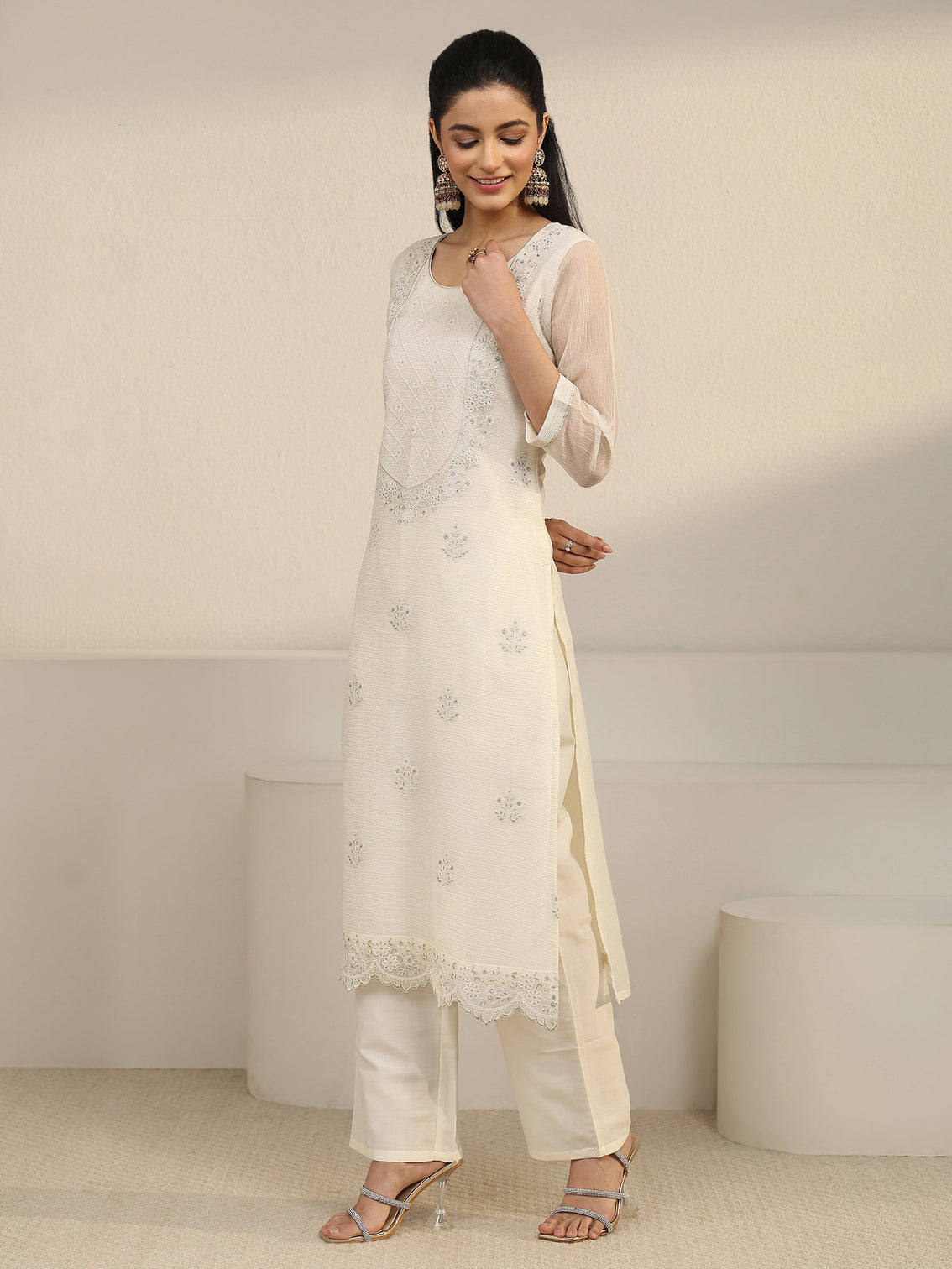 Mameraa White Floral Chiffon Embroidered Suit Set