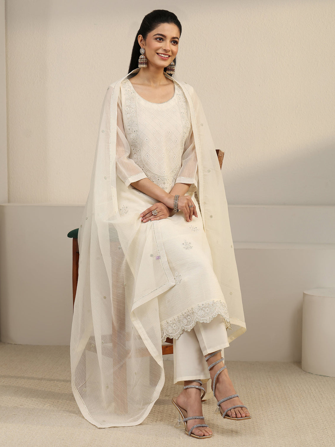 Mameraa White Floral Chiffon Embroidered Suit Set