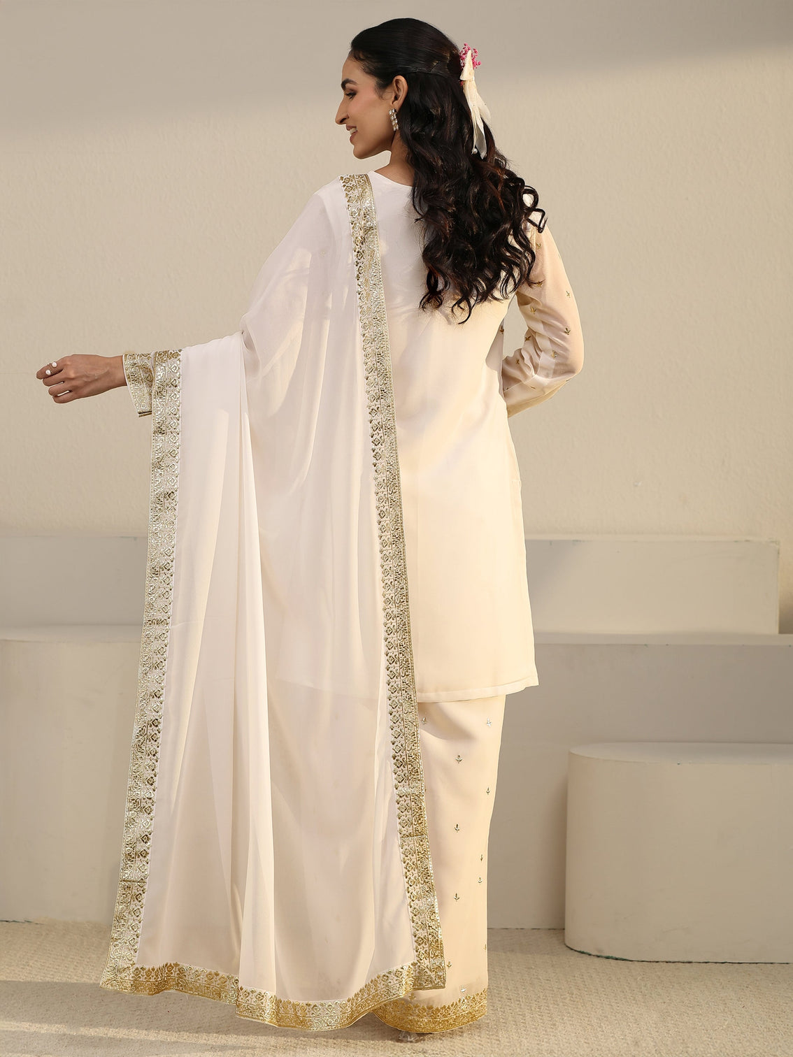 Mameraa Art White Zari Emboridered Georgette Palazzo Suit Set