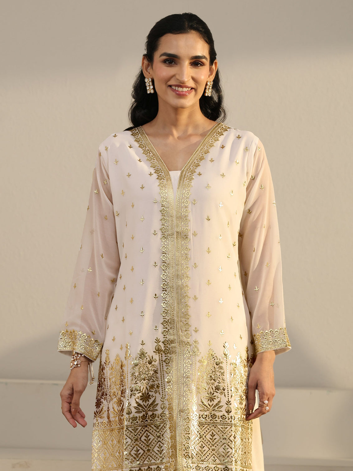 Mameraa Art White Zari Emboridered Georgette Palazzo Suit Set