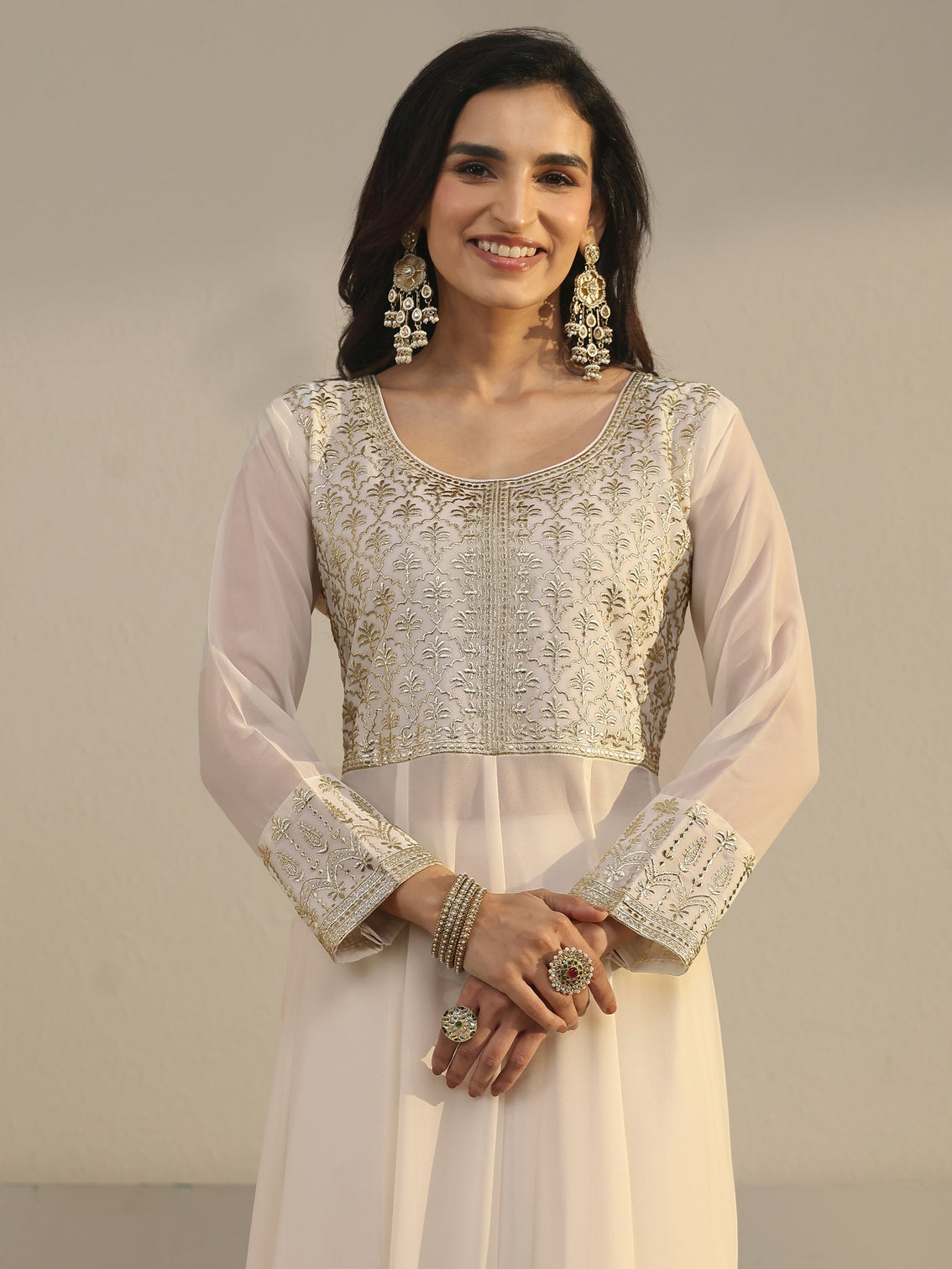 Mameraa Art White Floral Embroidered Georgette Anarkali Suit Set