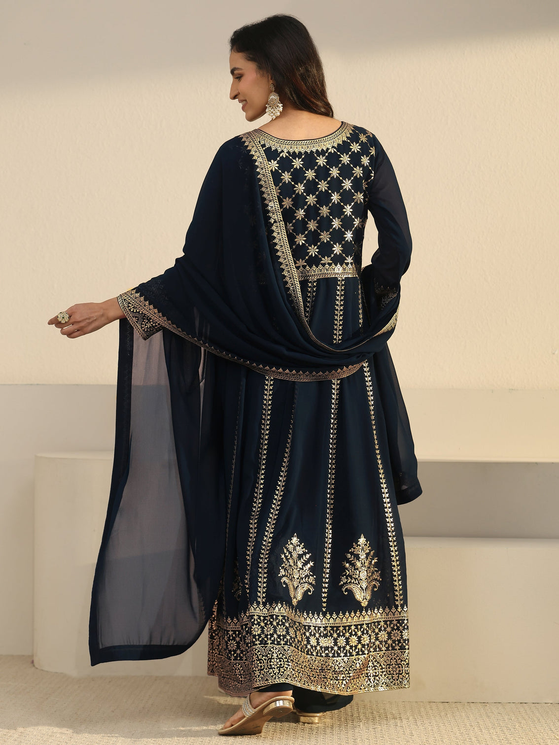 Mameraa Art Navy Blue Floral Embroidered Georgette Anarkali Suit Set