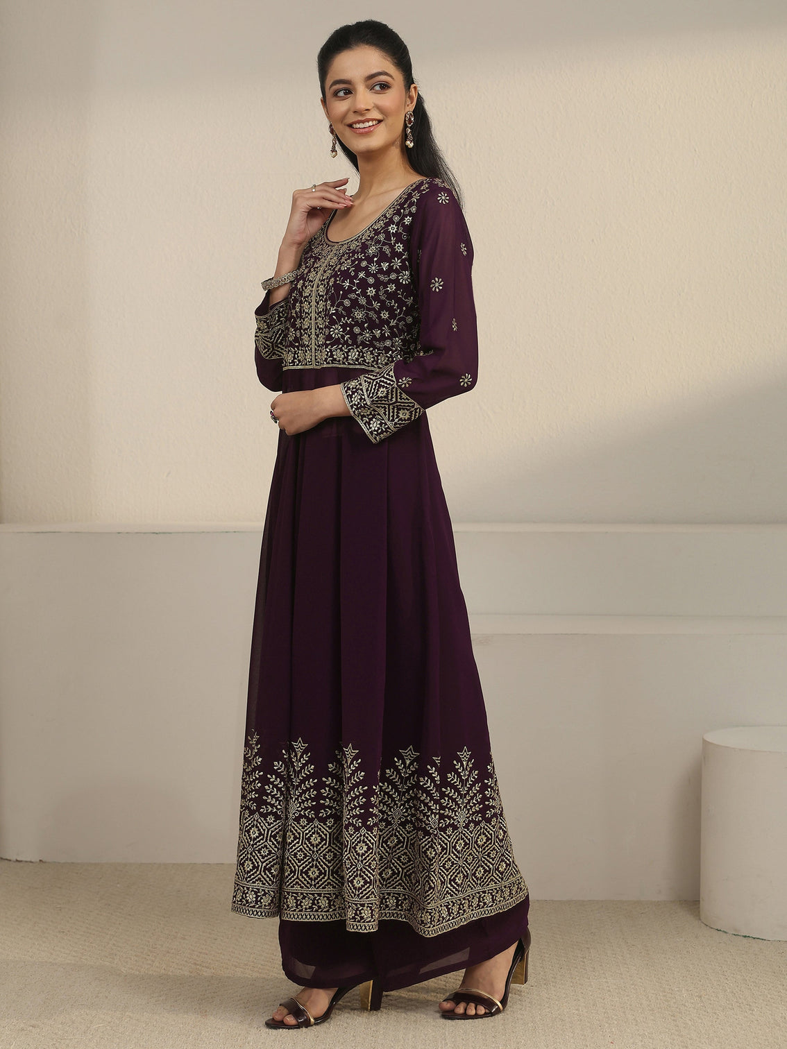 Mameraa Art Burgundy Floral Embroidered Georgette Anarkali Suit Set