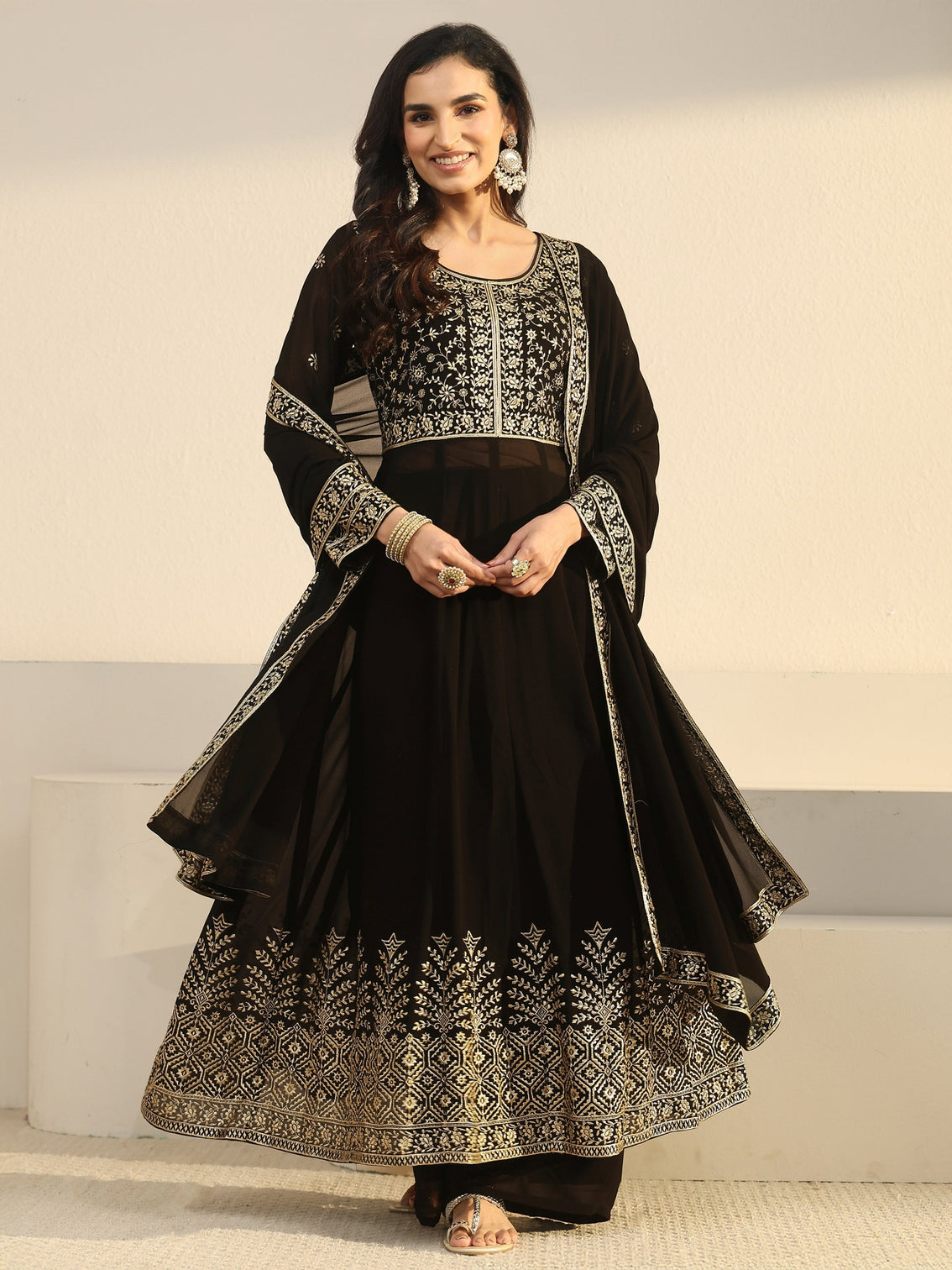 Mameraa Art Black Floral Embroidered Georgette Anarkali Suit Set