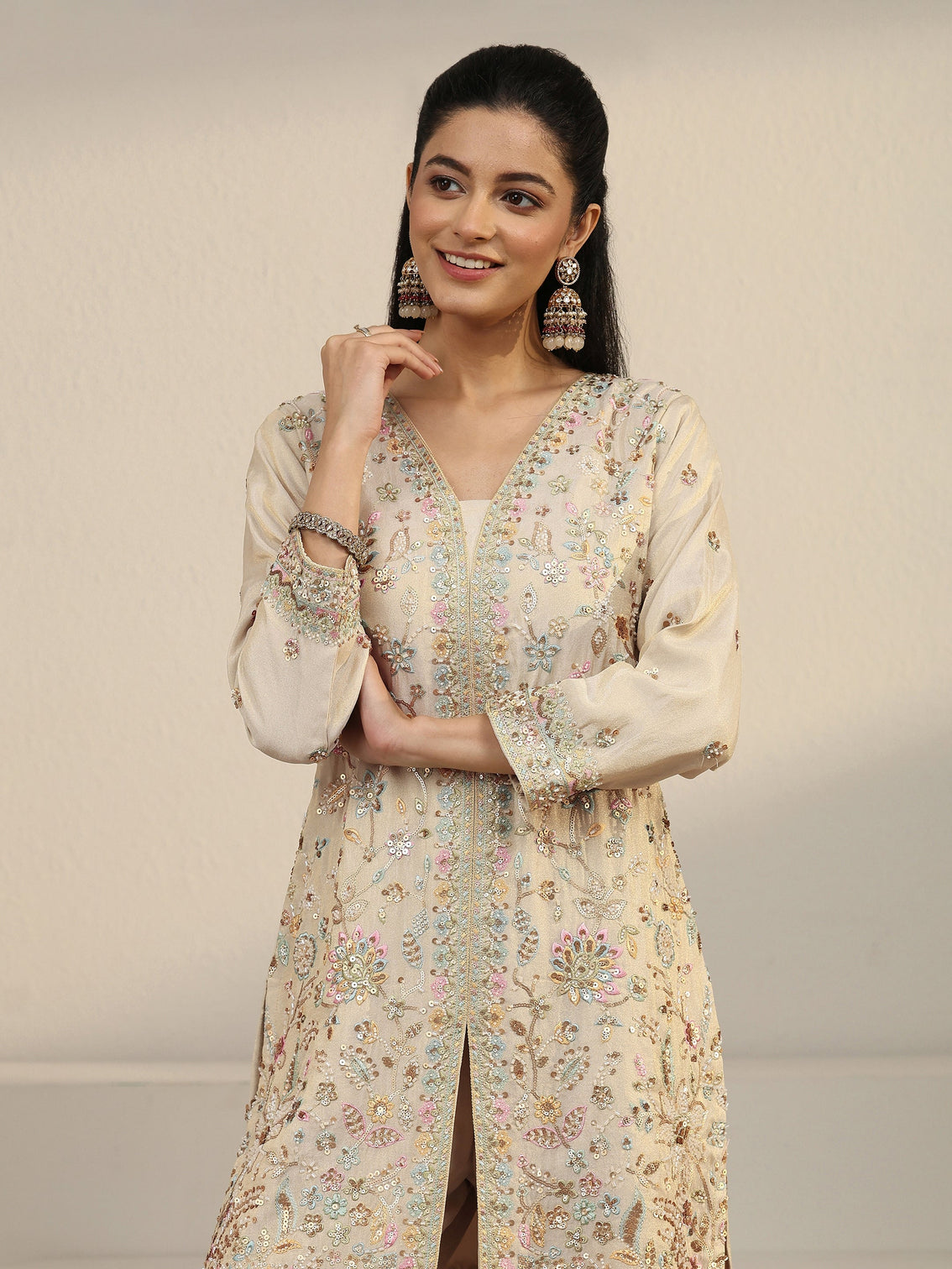 Mameraa Art Off White Floral Embroidered Organza Palazzo Suit Set