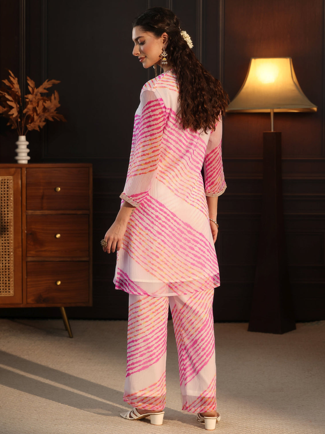 Mameraa Off White Leheriya Printed Chiffon Co-Ord Set