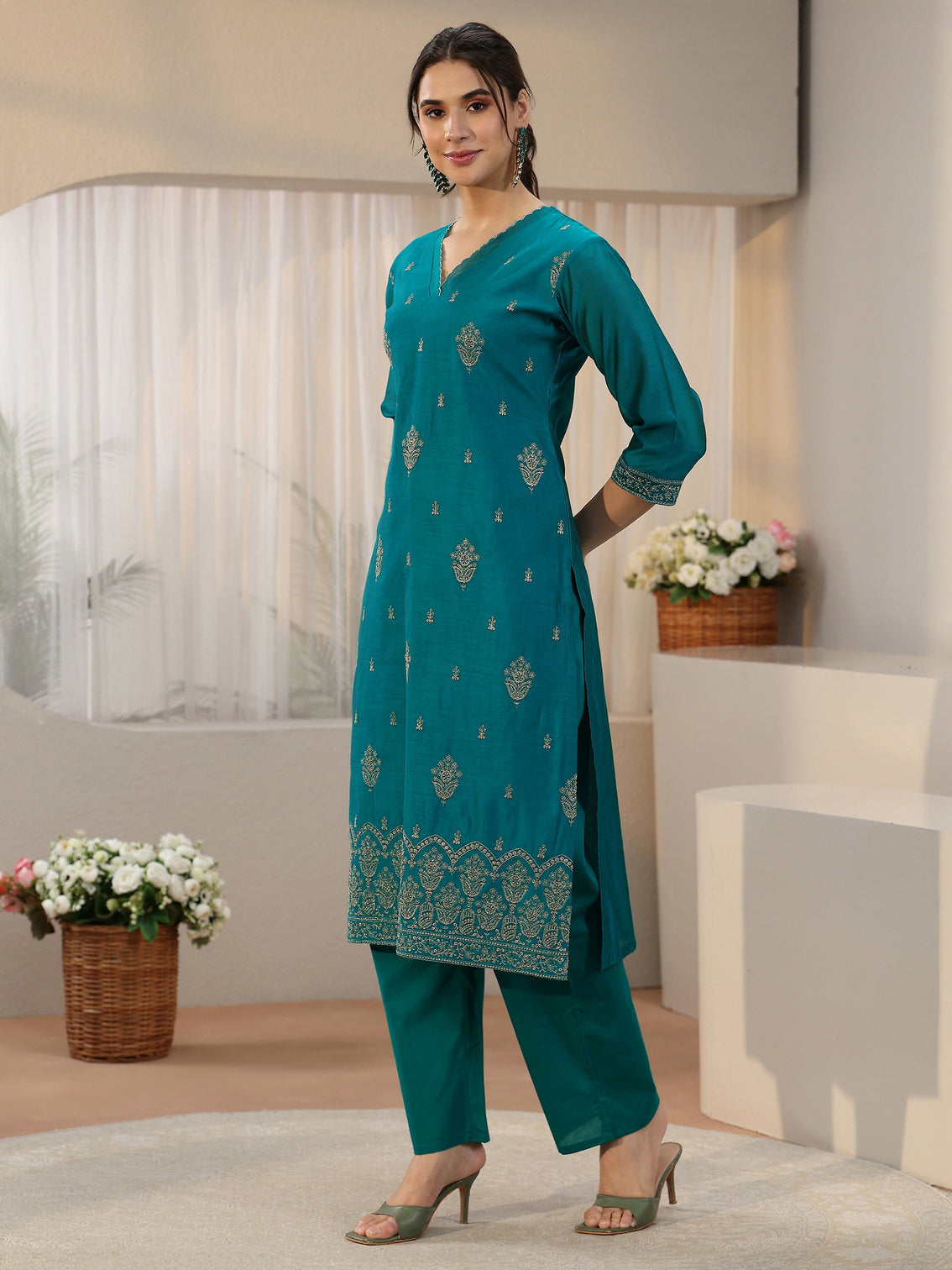 Mameraa Teal Blue Embroiderd Chanderi Silk Straight Suit Set