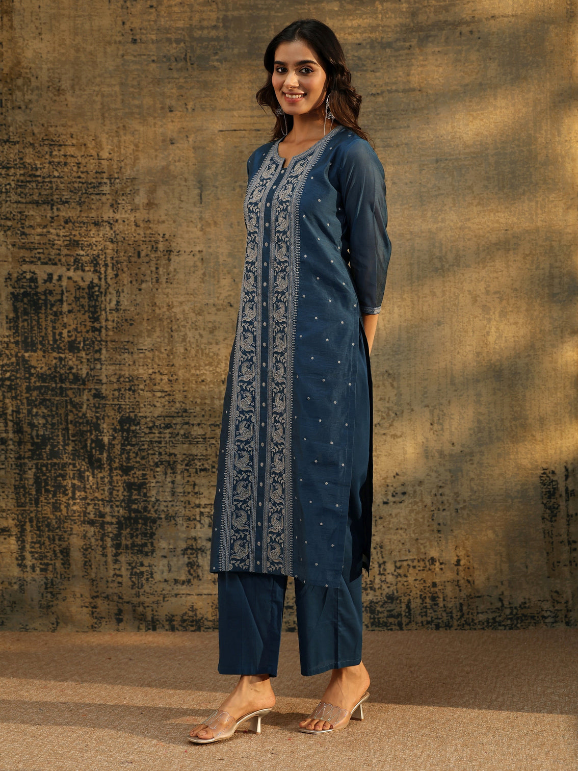 Mameraa Teal Blue Paisley Embroidered Chanderi Silk Straight Suit Set