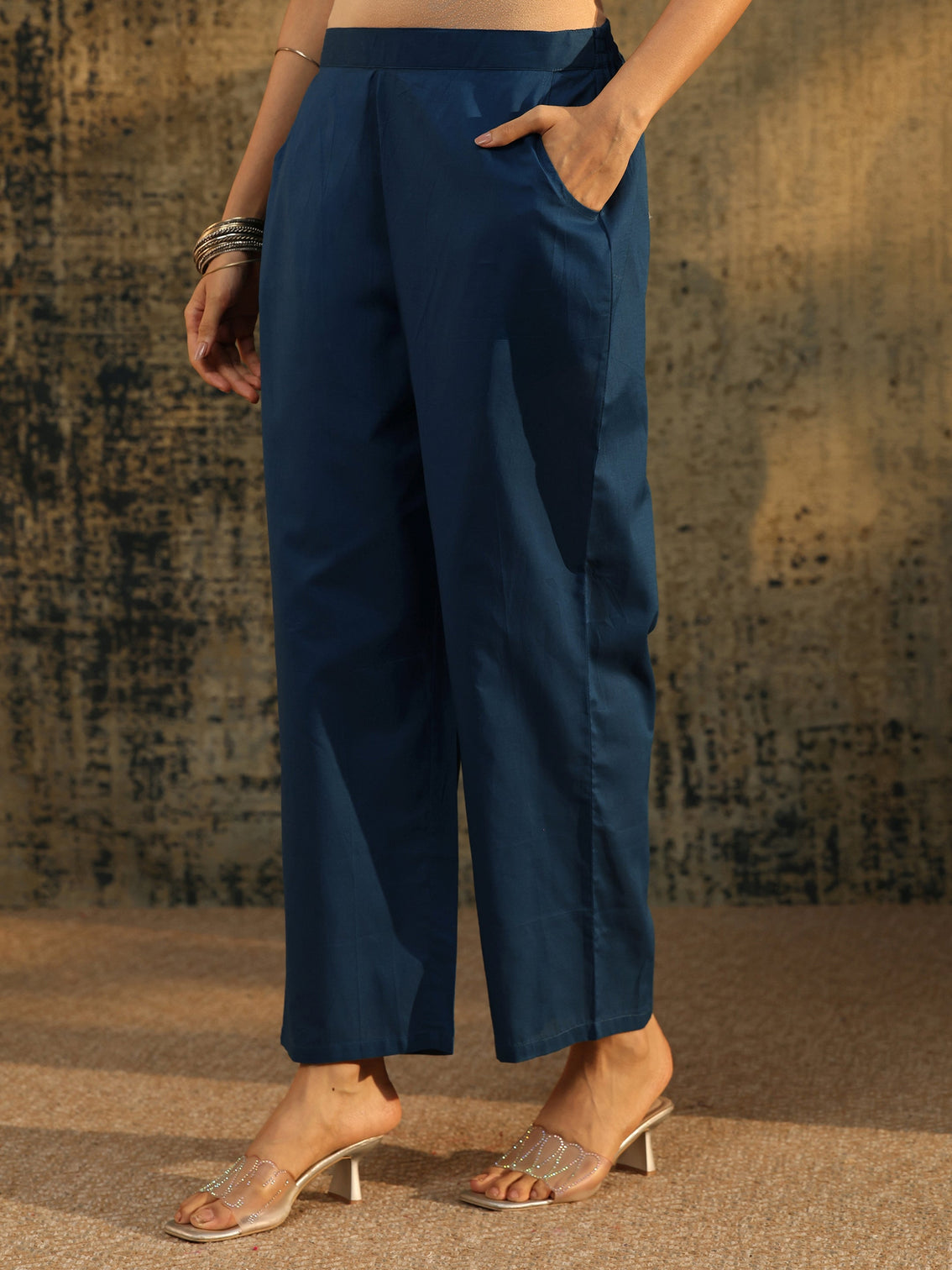 Mameraa Teal Blue Paisley Embroidered Chanderi Silk Straight Suit Set