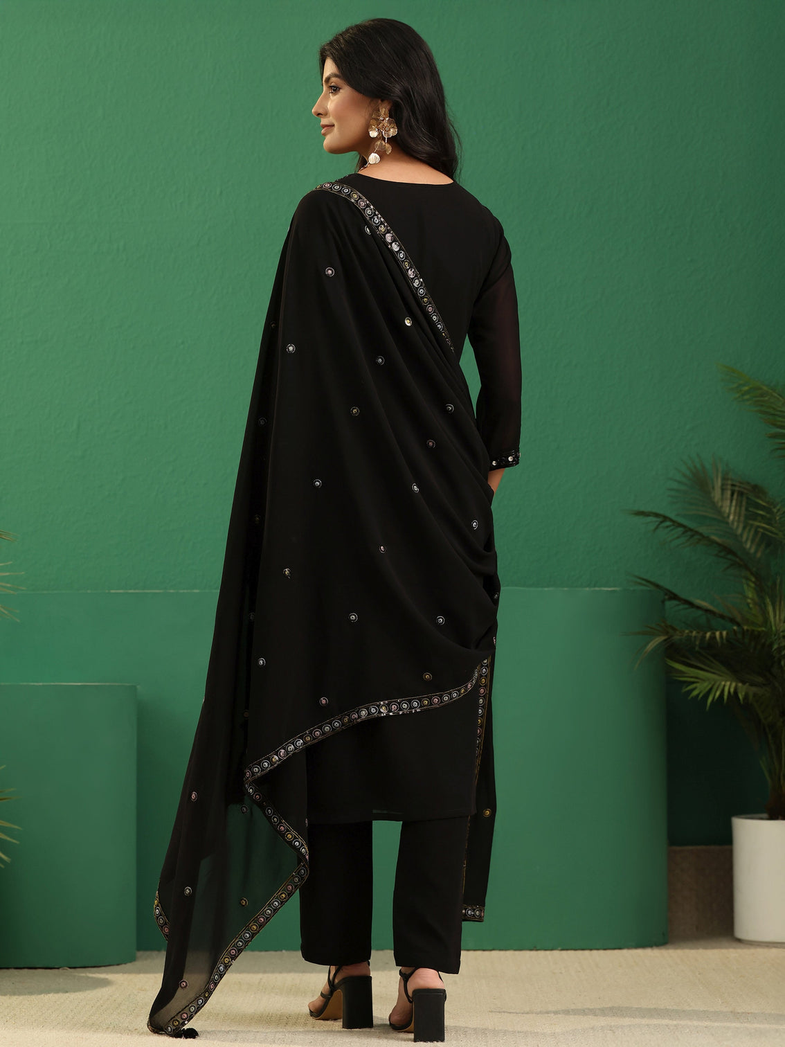 Mameraa Art Black Floral Embellished Georgette Straight Suit Set