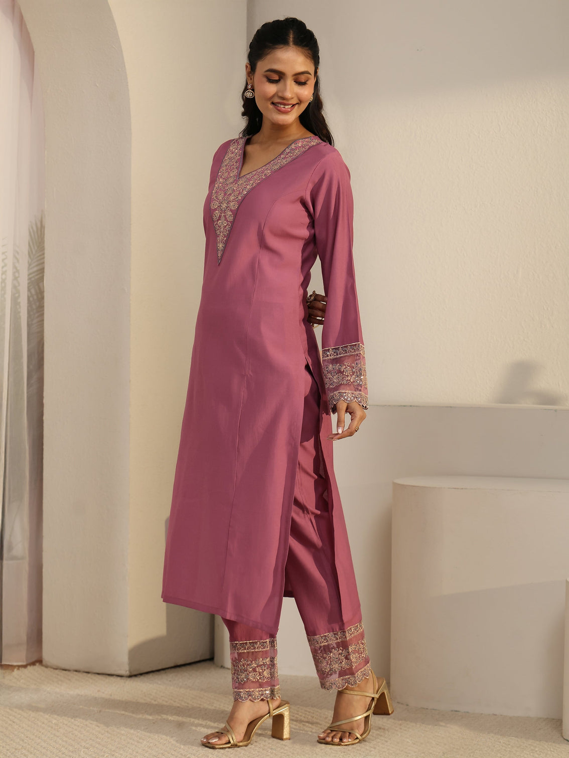 Mameraa Dusty Pink Floral Yoke Silk Blend Straight Suit Set