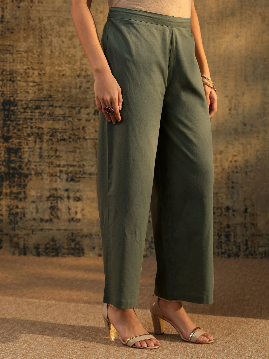 Mameraa Olive Green Floral Embroidered Cotton Co-Ord Set