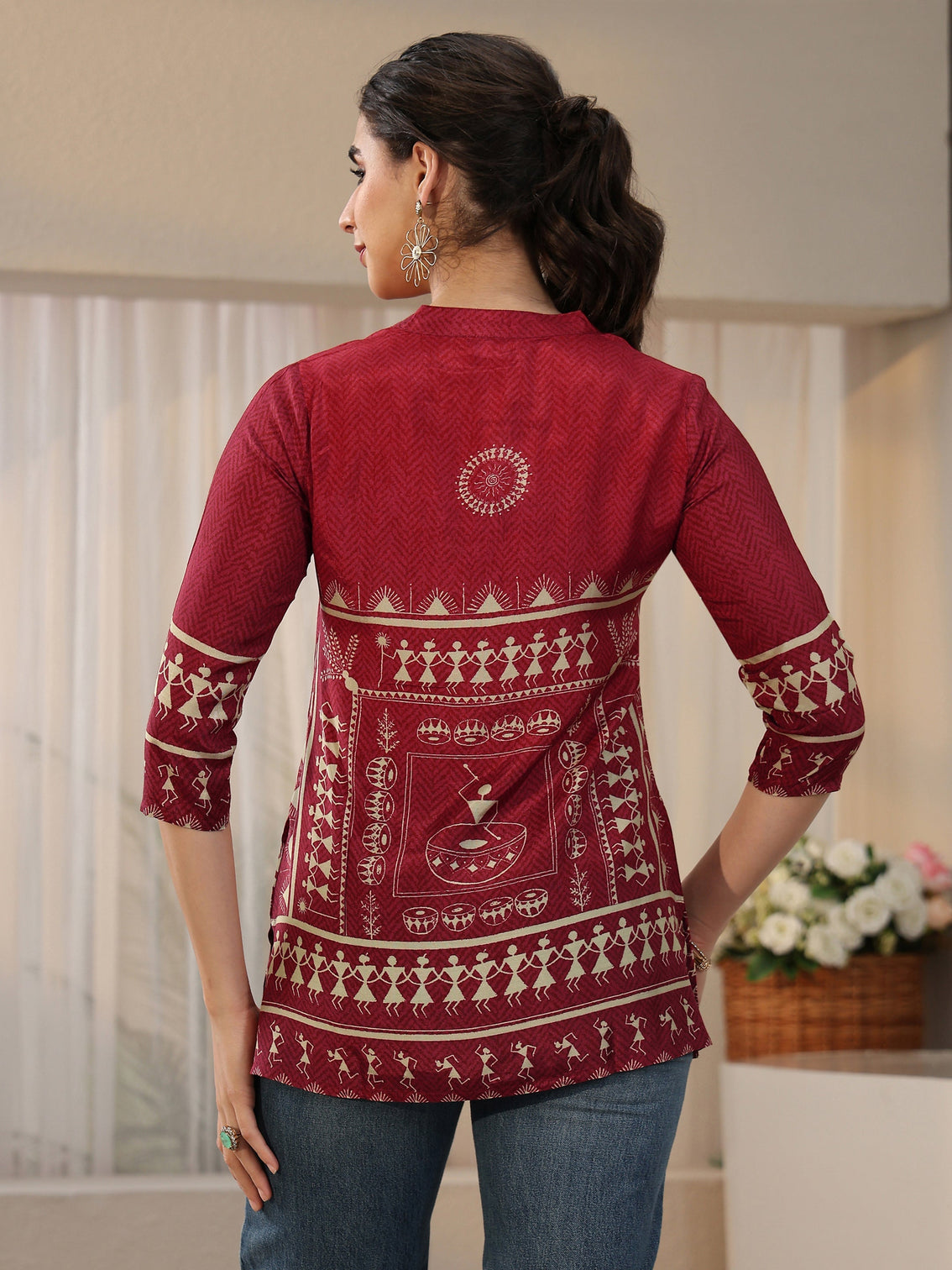 Mameraa Maroon Tribal Printed Straight Silk Blend Short Kurti