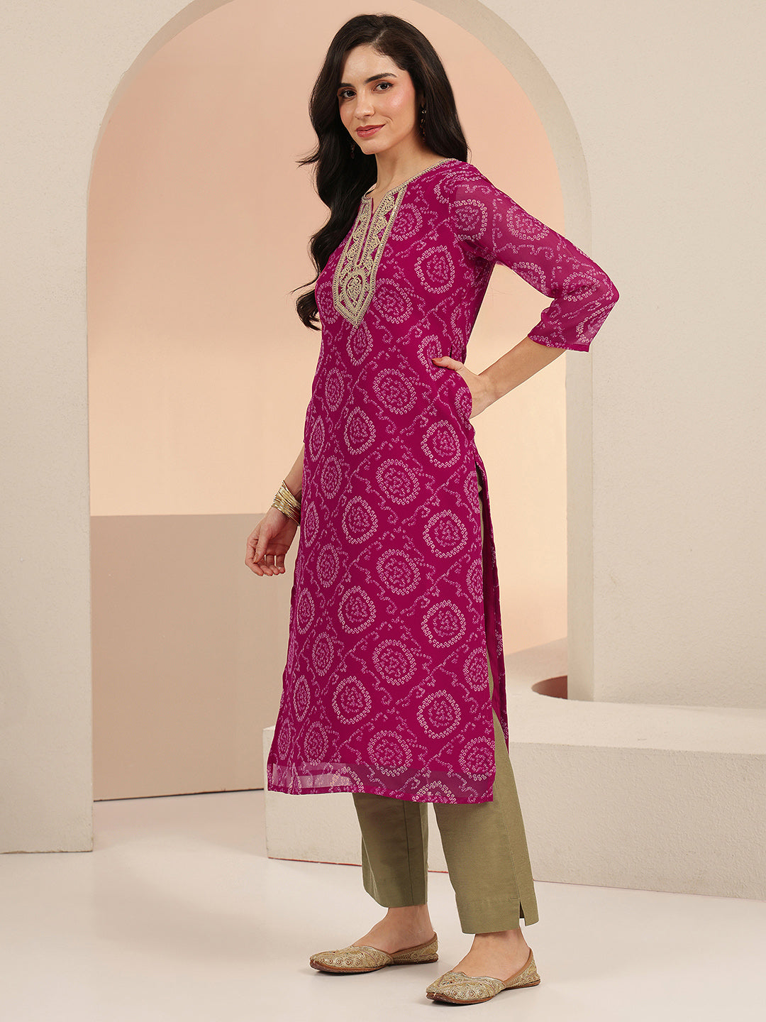 Mameraa Rani Pink Bandhani Printed Chiffon Straight Kurta