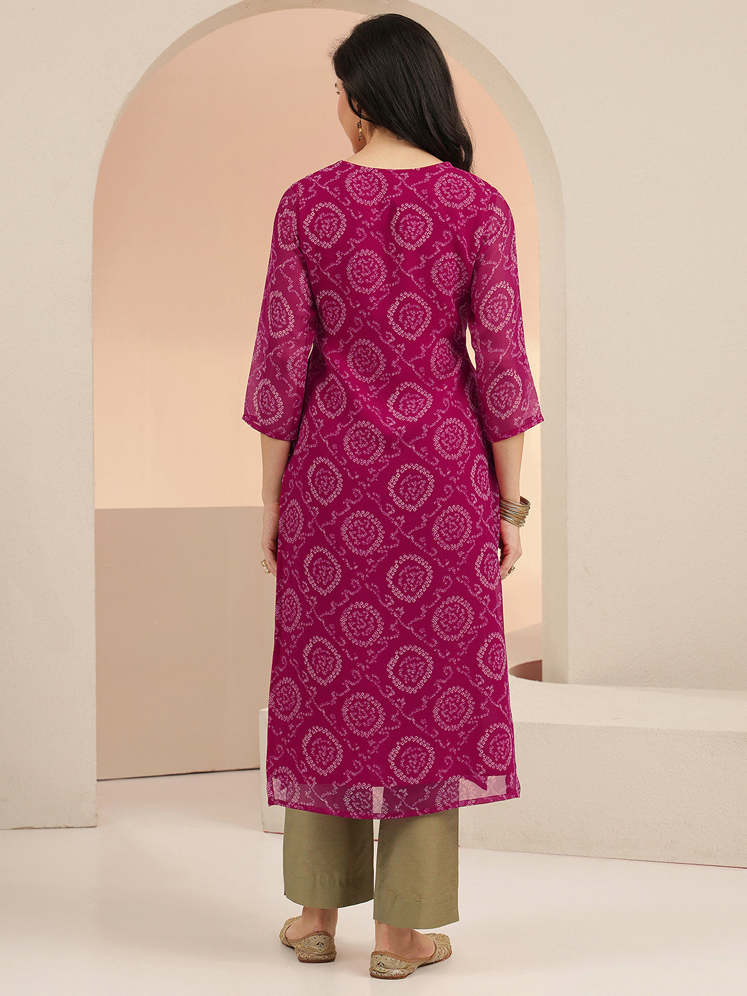 Mameraa Rani Pink Bandhani Printed Chiffon Straight Kurta