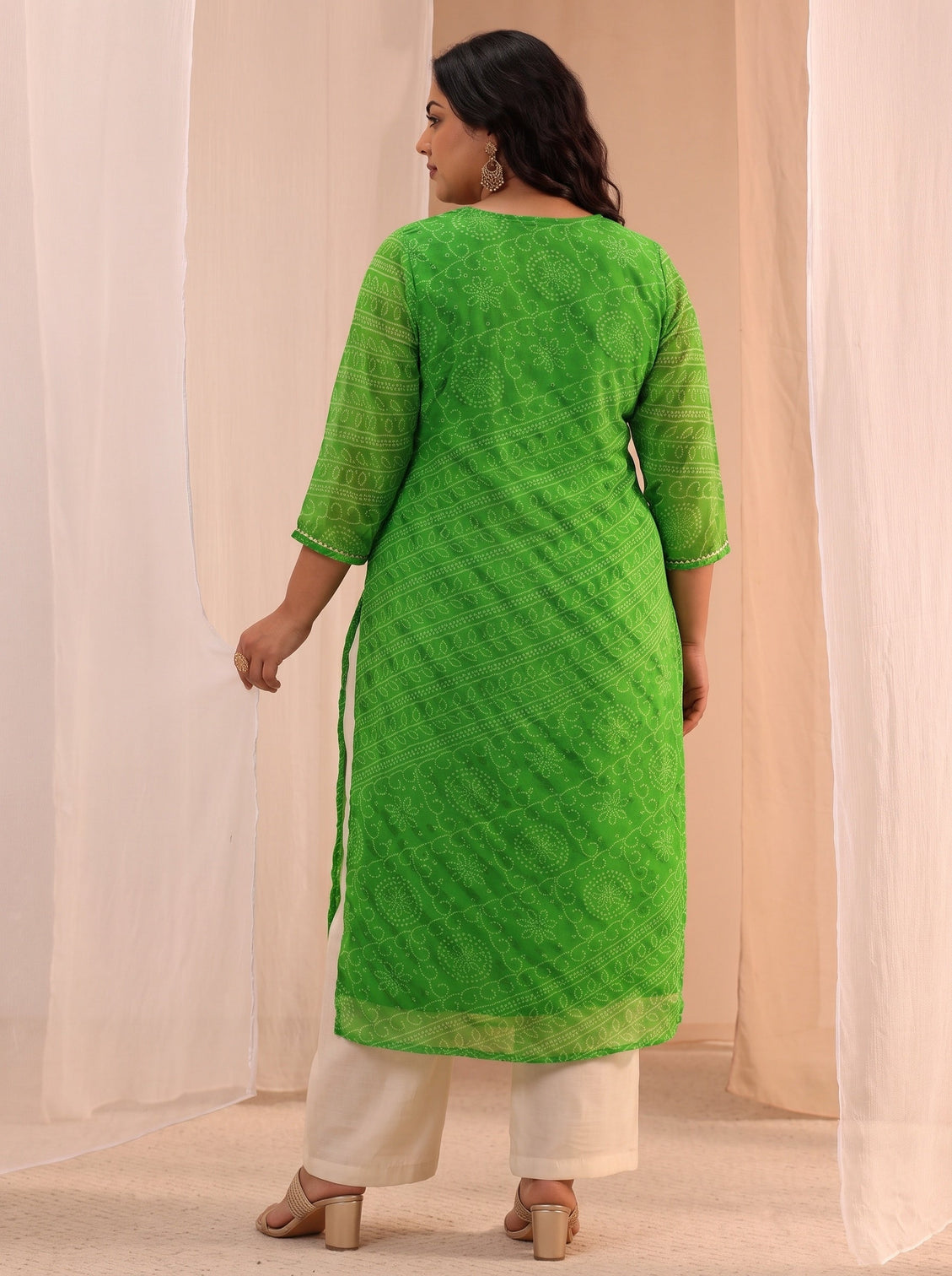 Plus Size Green Bandhani Printed Chiffon Straight Kurta