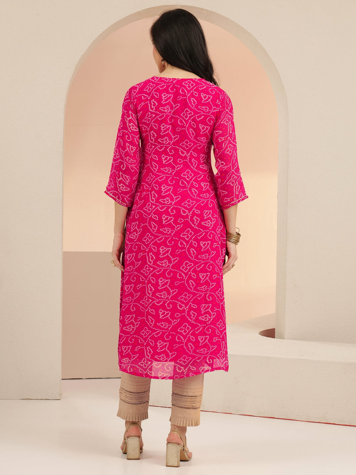 Mameraa Fuchsia Pink Bandhani Printed Chiffon Straight Kurta