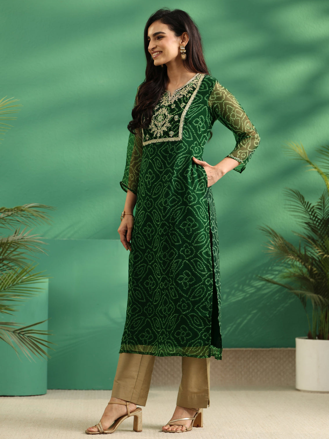Mameraa Moss Green Bandhani Printed Chiffon Straight Kurta