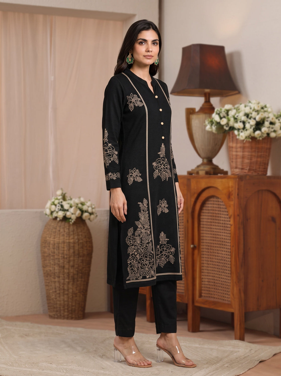 Mameraa Black Floral Embroidered Wool Straight Kurta