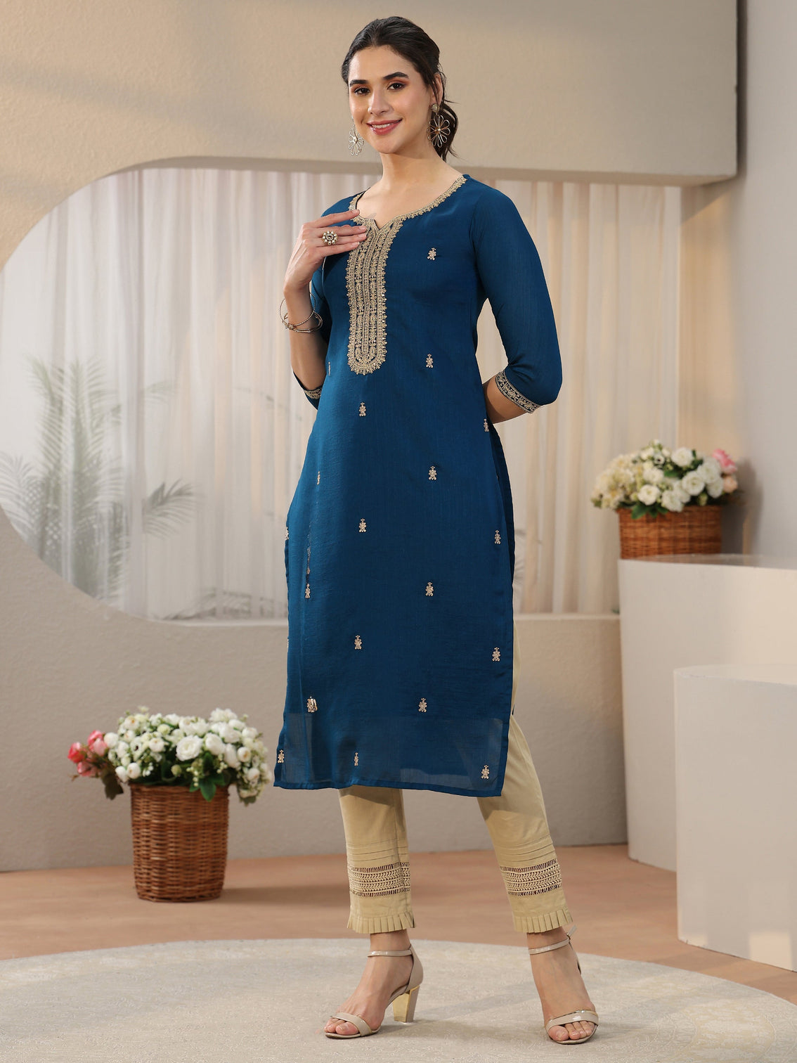 Mameraa Teal Blue Embroidered Silk Blend Straight Kurta