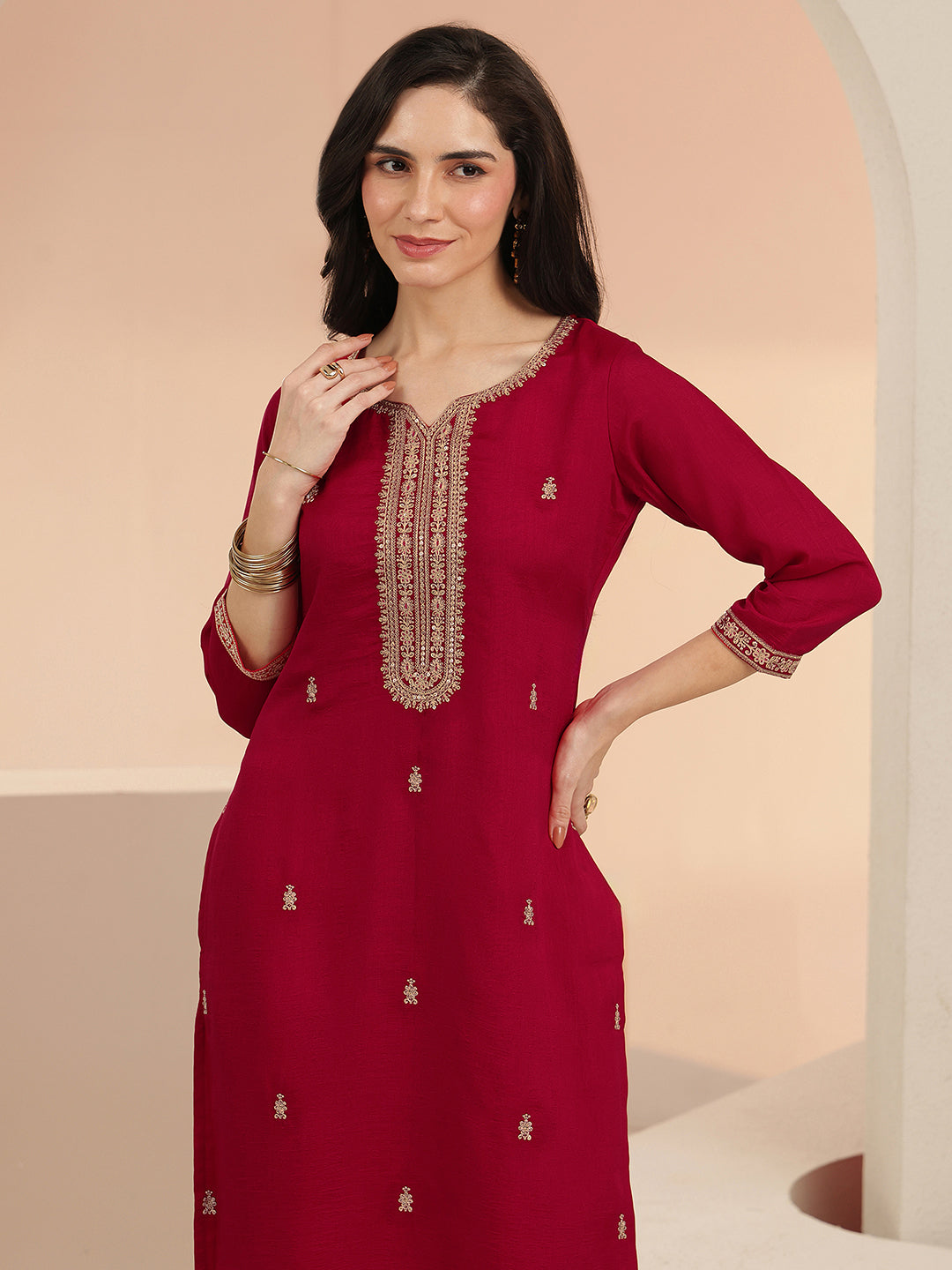 Mameraa Maroon Embroidered Silk Blend Straight Kurta