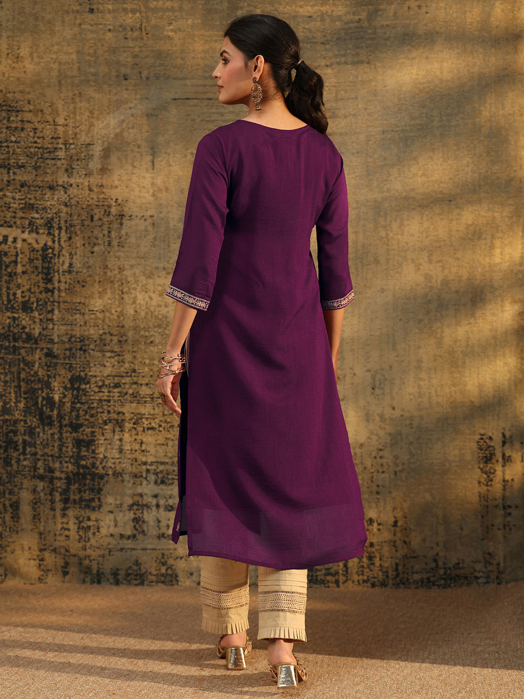 Mameraa Dark Purple Embroidered Silk Blend Straight Kurta