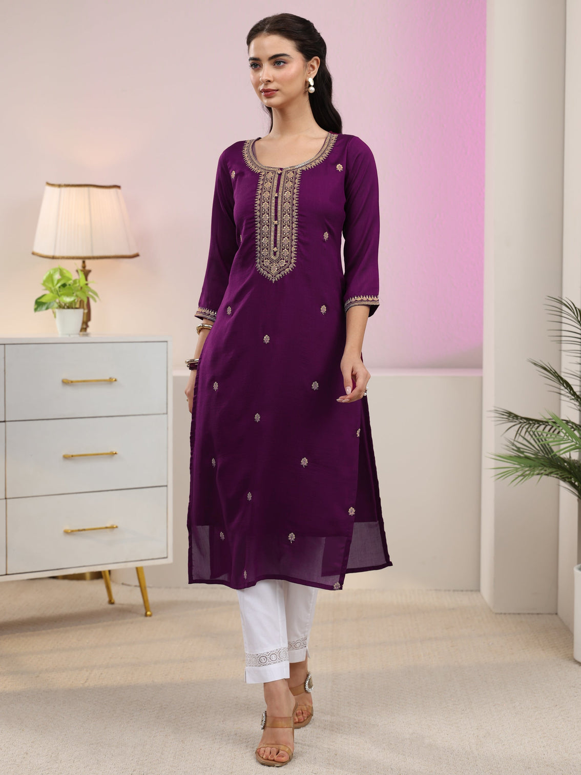 Mameraa Aubergine Purple Floral Embroidered Silk Blend Straight Kurta
