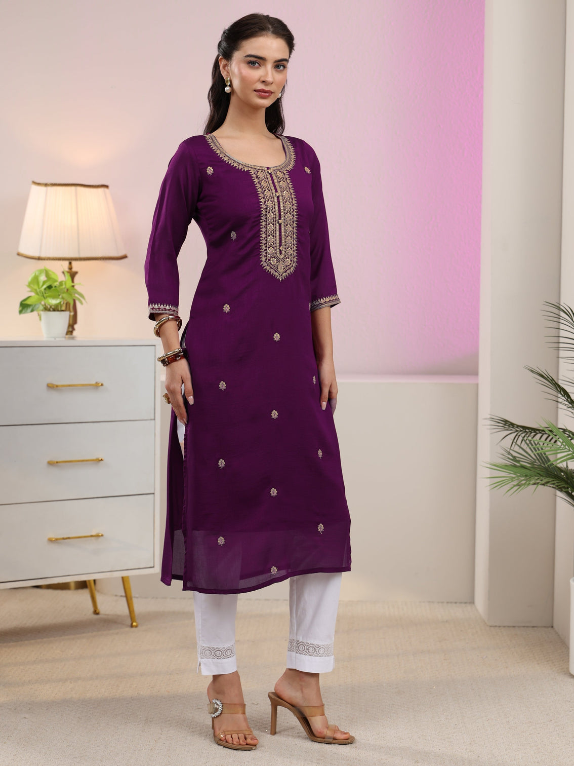 Mameraa Aubergine Purple Floral Embroidered Silk Blend Straight Kurta