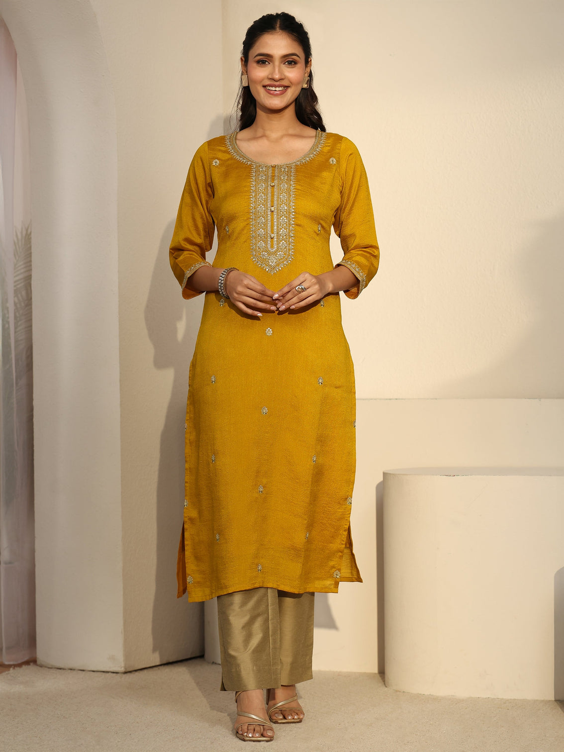 Mameraa Mustard Floral Embroidered Silk Blend Straight Kurta