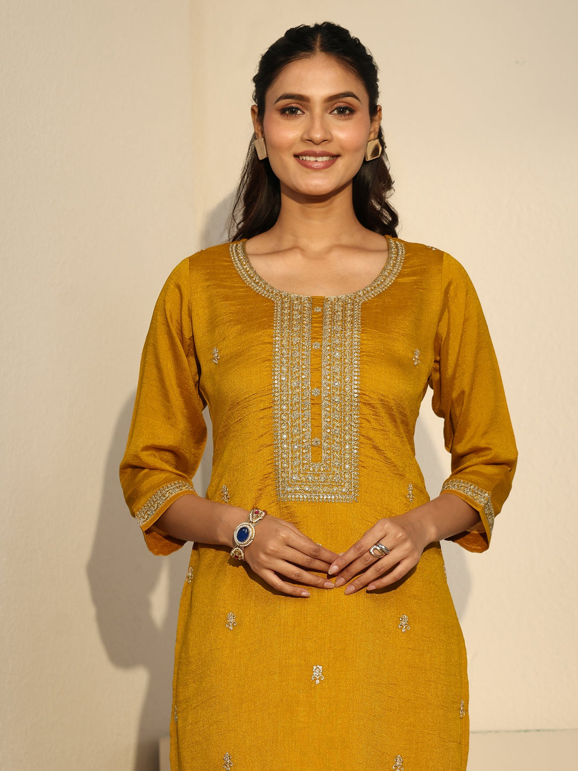 Mameraa Mustard Floral Embroidered Silk Blend Straight Kurta