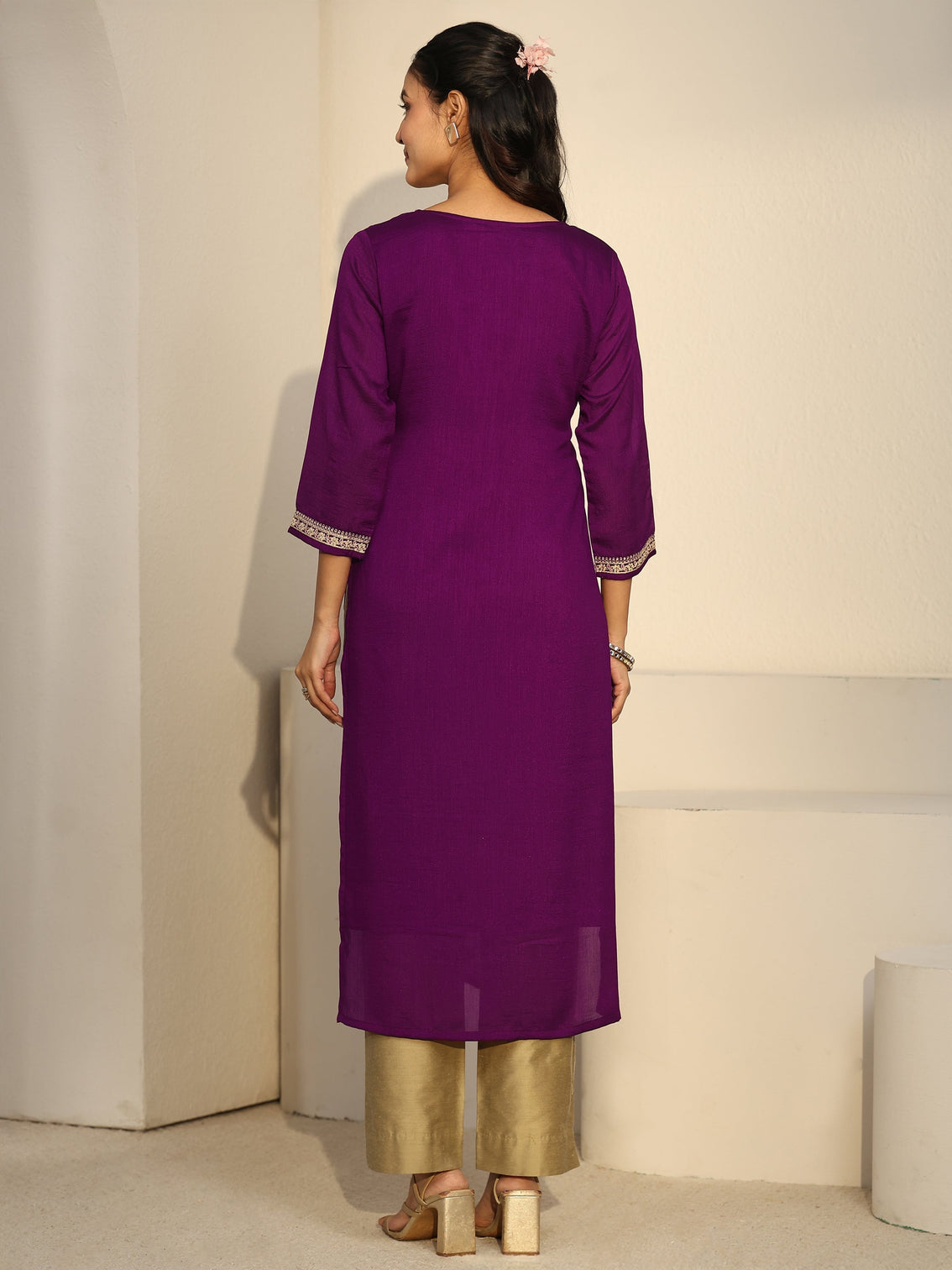 Mameraa Aubergine Purple Floral Embroidered Silk Blend Straight Kurta