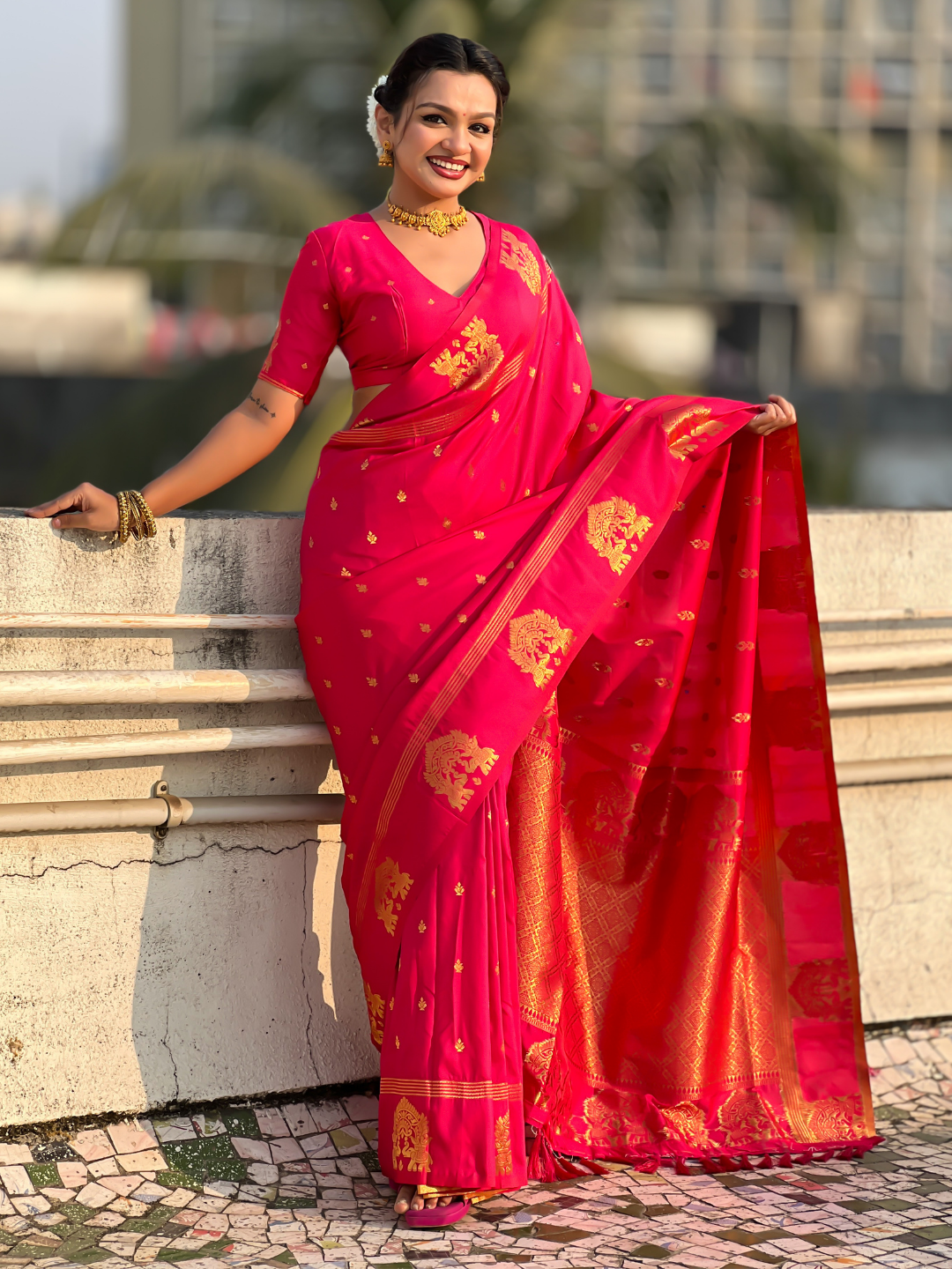 Pink Soft Silk Traditional Zari Woven Saree
